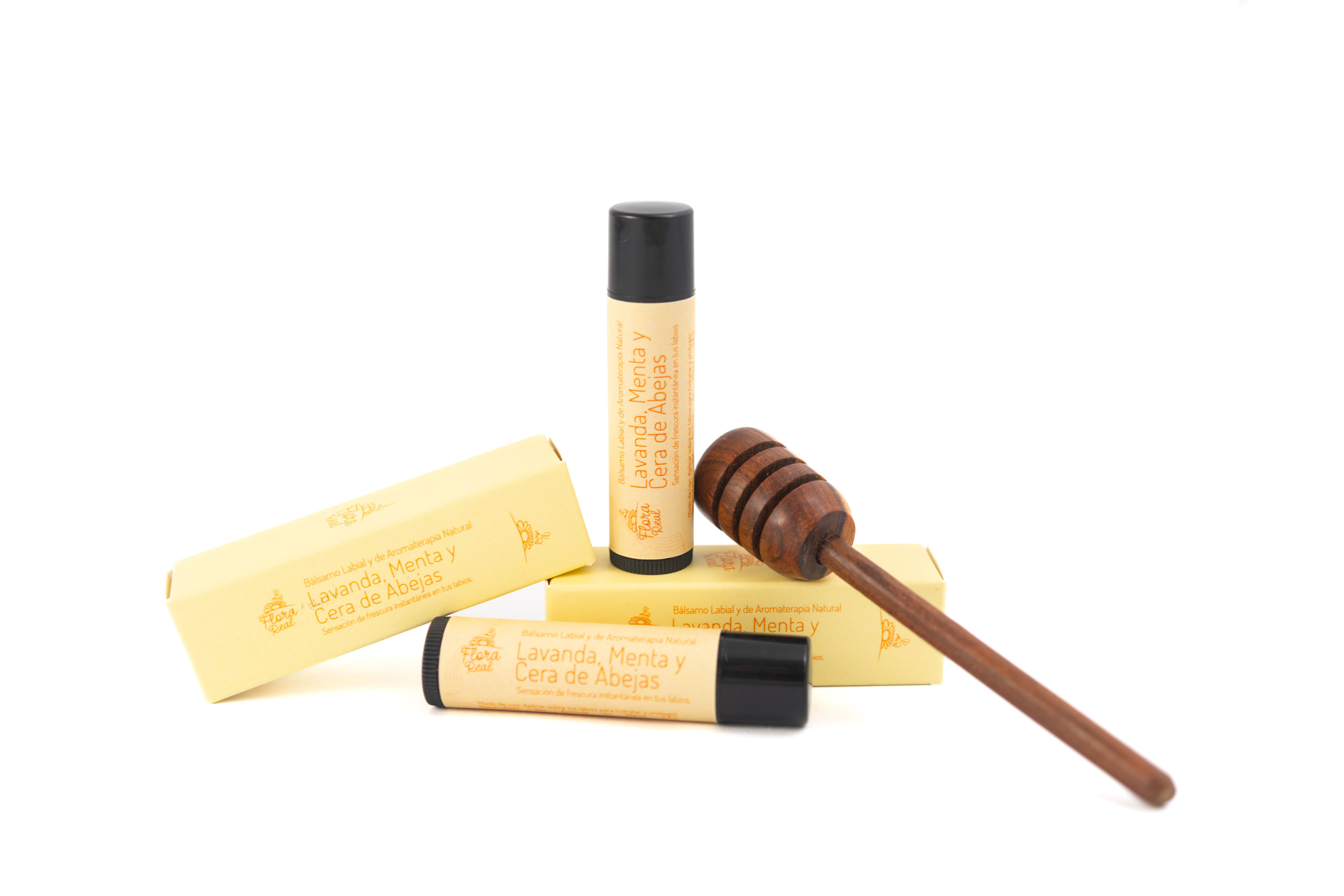 Bálsamo labial reparador con cera de abejas, lavanda, menta y sangre de drago