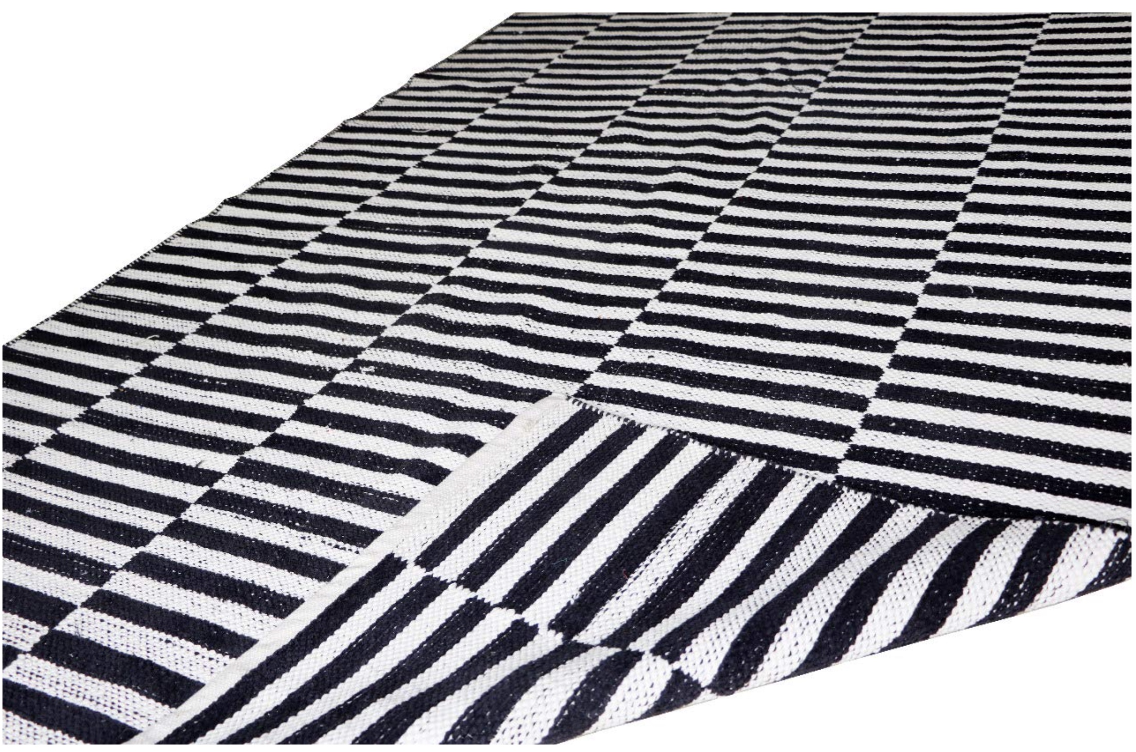 Reversable zebra rug