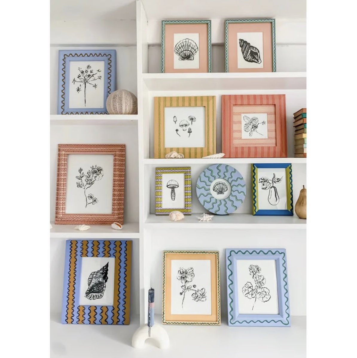 Small Frames with Art 