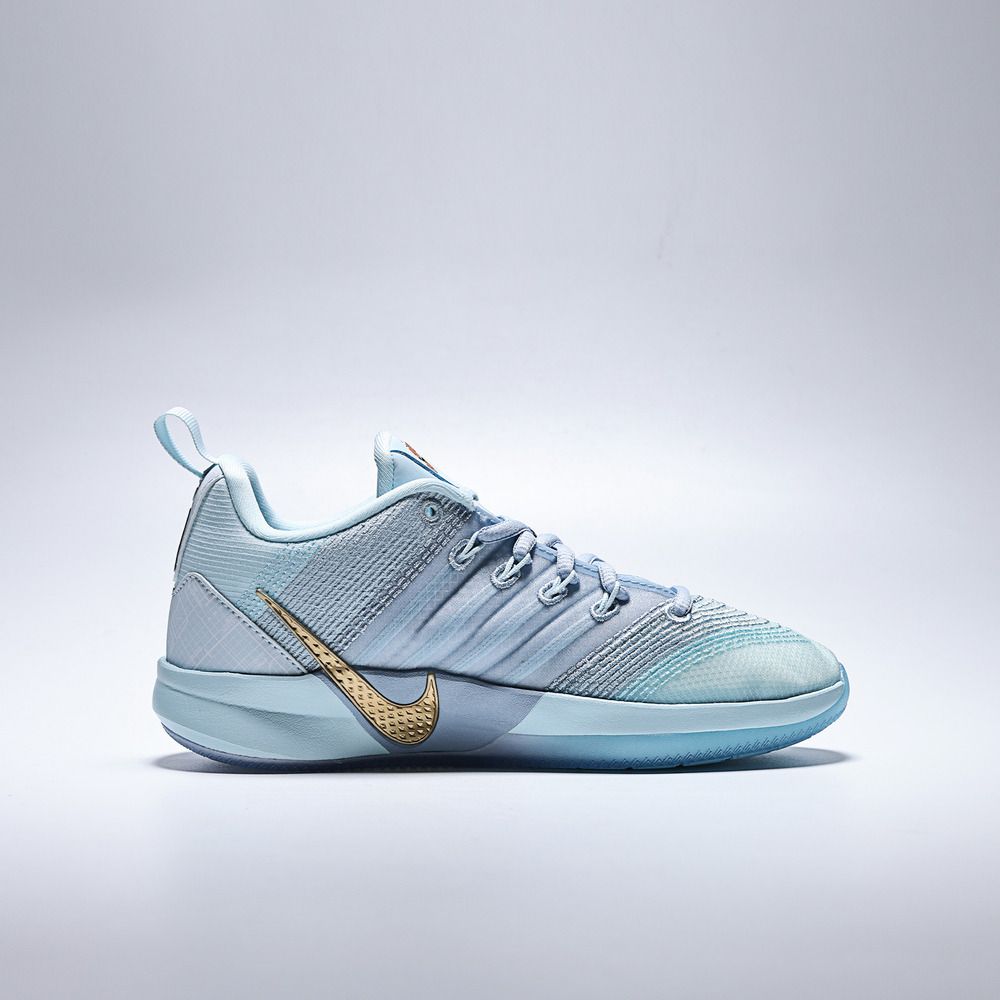 NIKE SABRINA 3 AUTHENTIQUE Édition Metallic Gold