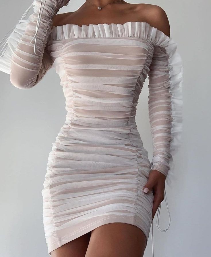 Vestido elegante de encaje