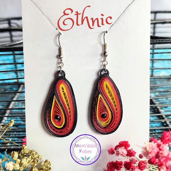 Boucles d'oreilles quilling, rouge, noire et jaune