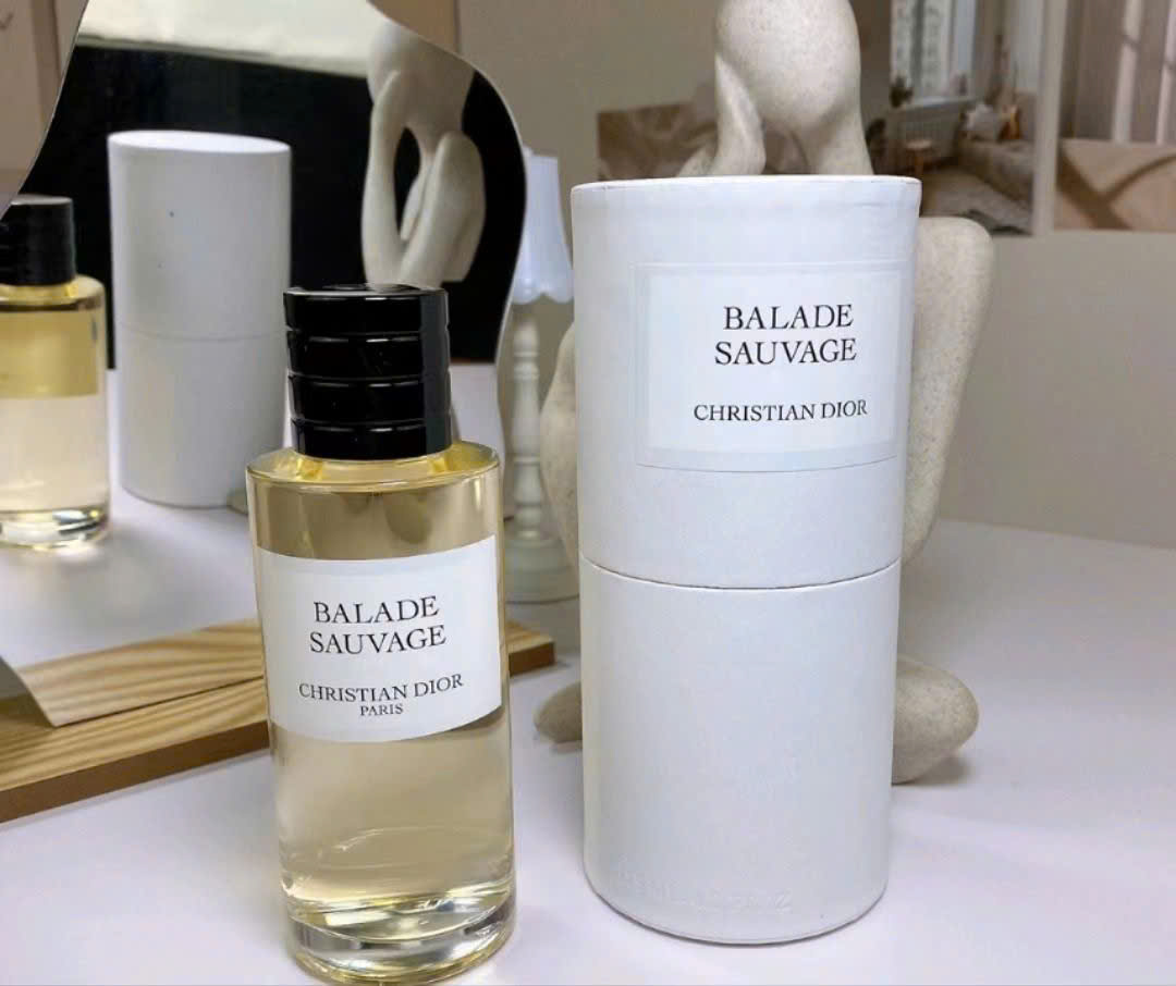 Nước hoa Dior Balade Sauvage
