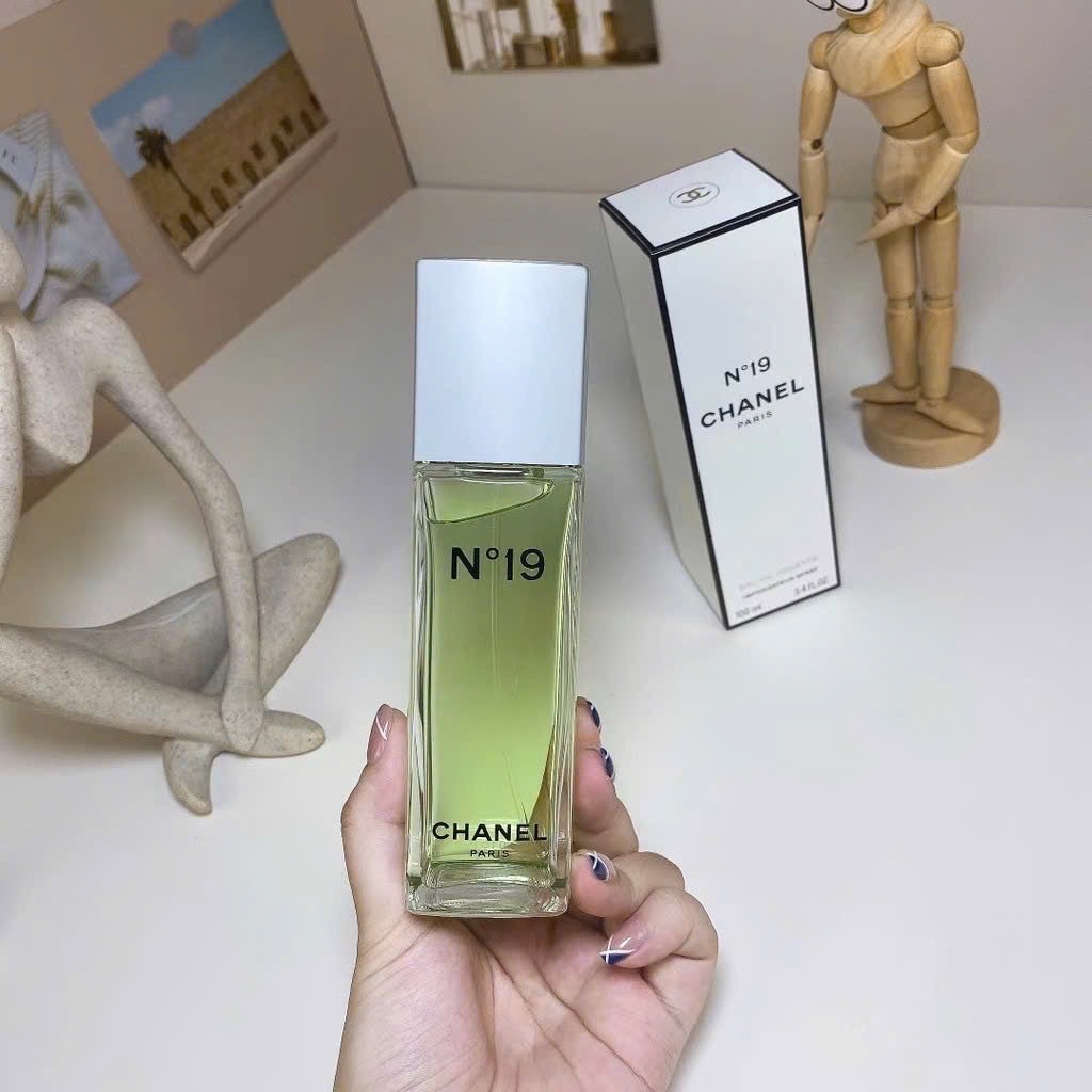 Nước Hoa Chanel No 19 EDT