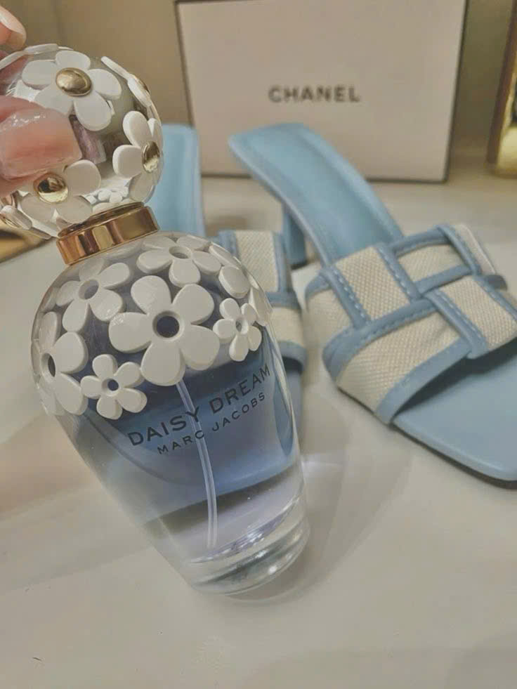 Nước Hoa Marc Jacobs Daisy Dream