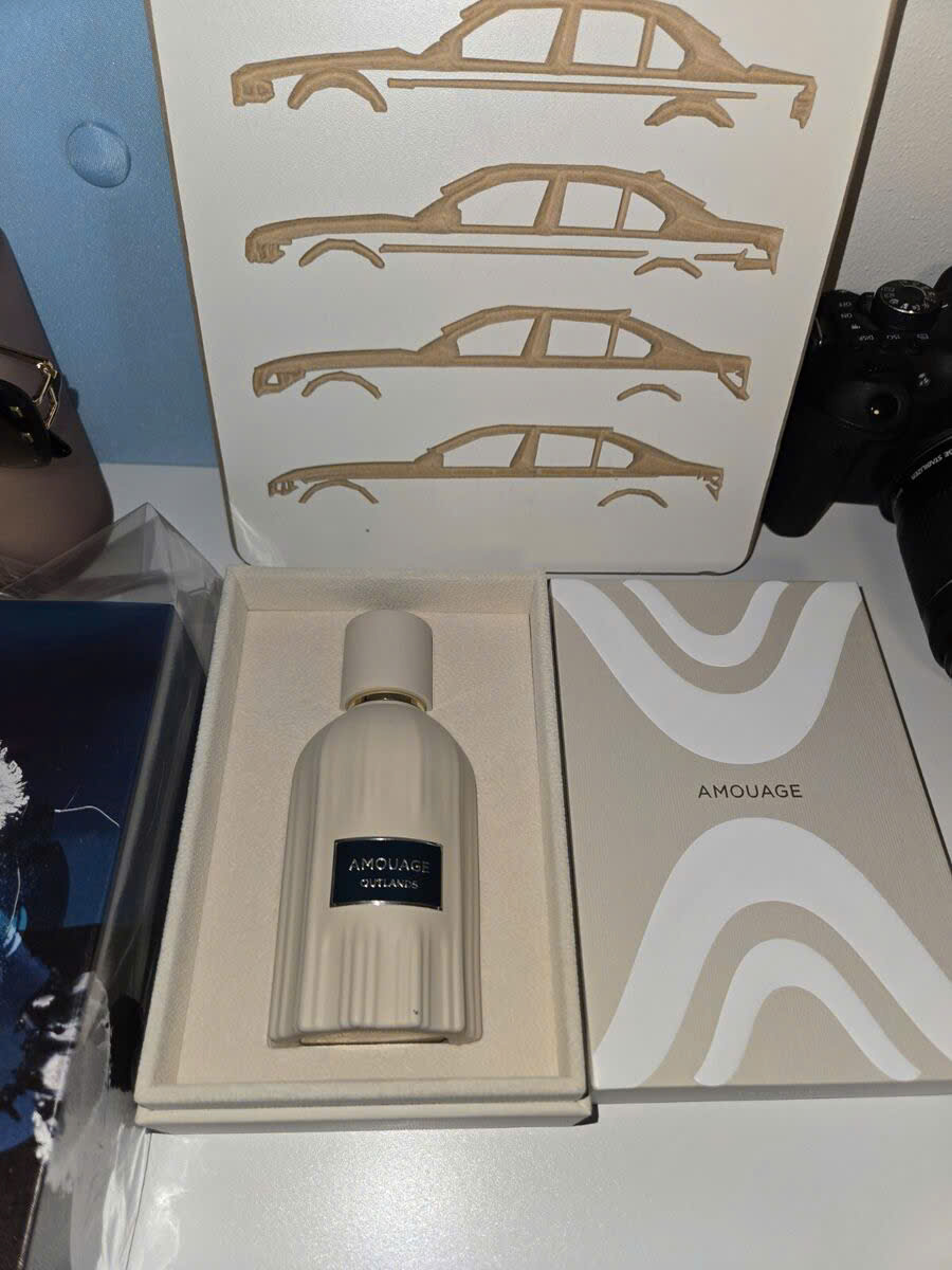  Nước Hoa Amouage Outlands 2024