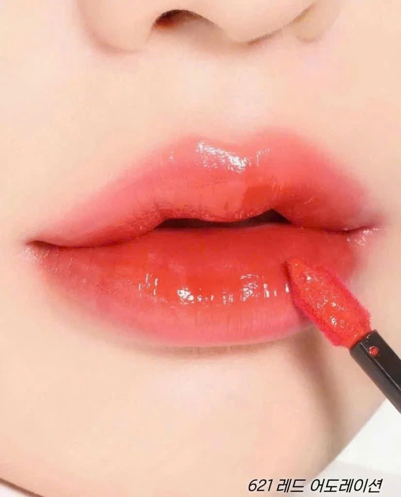 Son Yves Saint Laurent YSL The Inks Vinyl Cream 2024