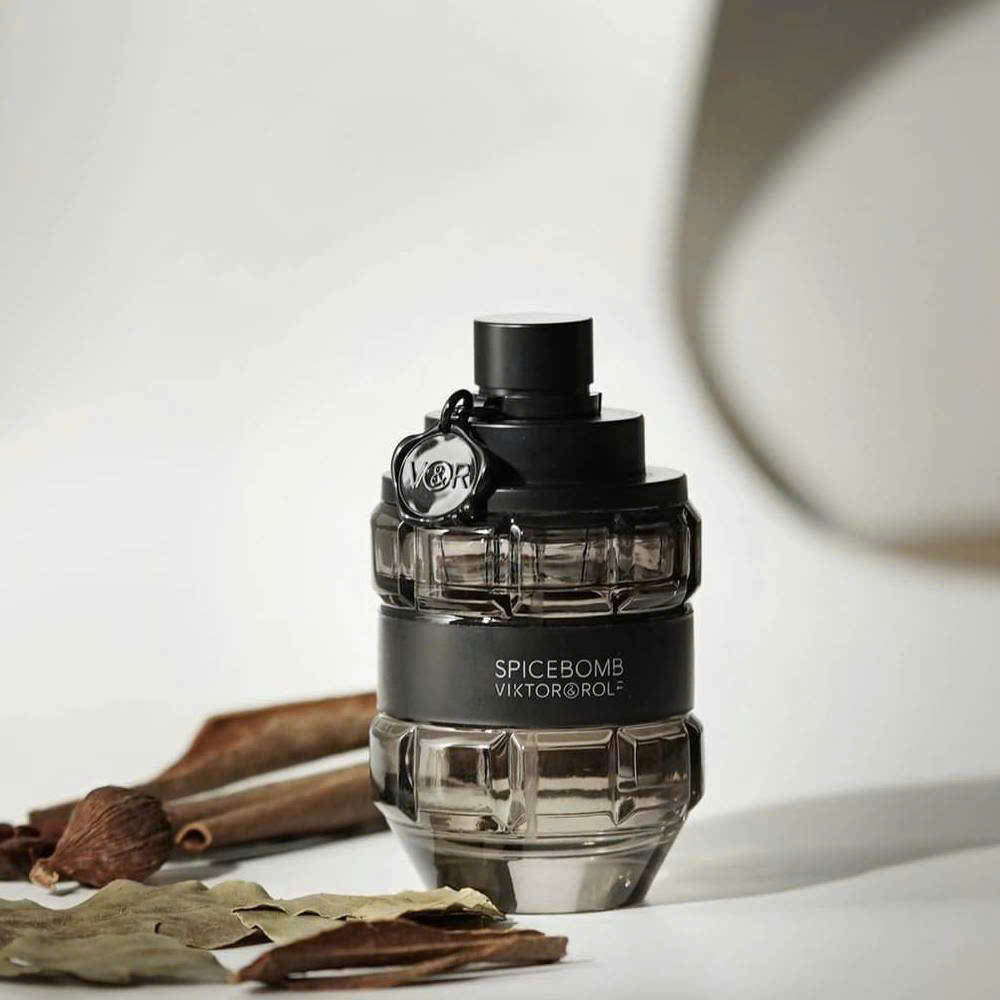 Nước Hoa Viktor & Rolf Spicebomb