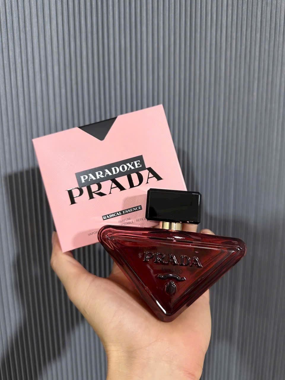 Nước Hoa Prada Paradoxe Radical Essence 2025