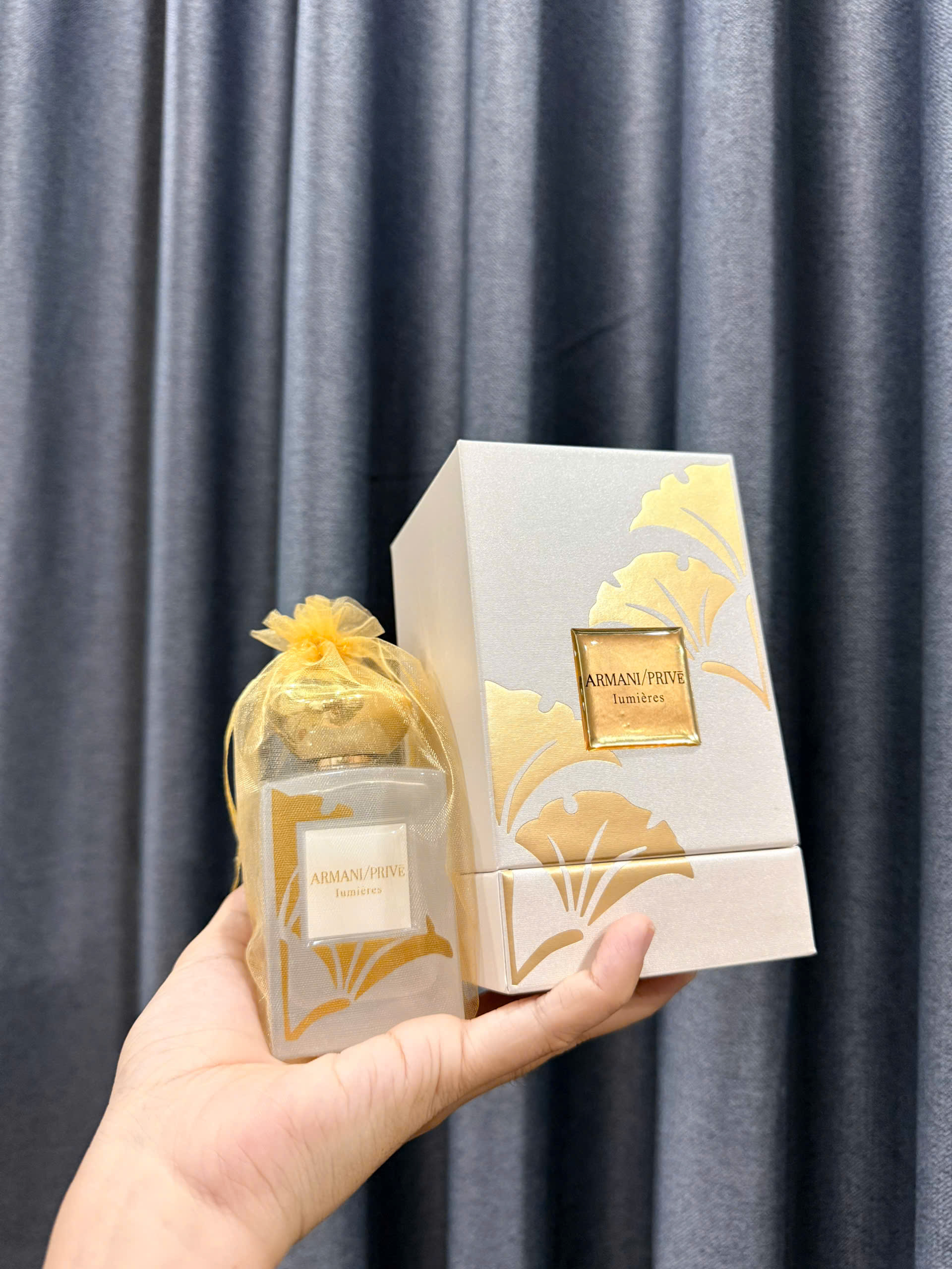 Nước Hoa Giorgio Armani Prive Lumières 2025
