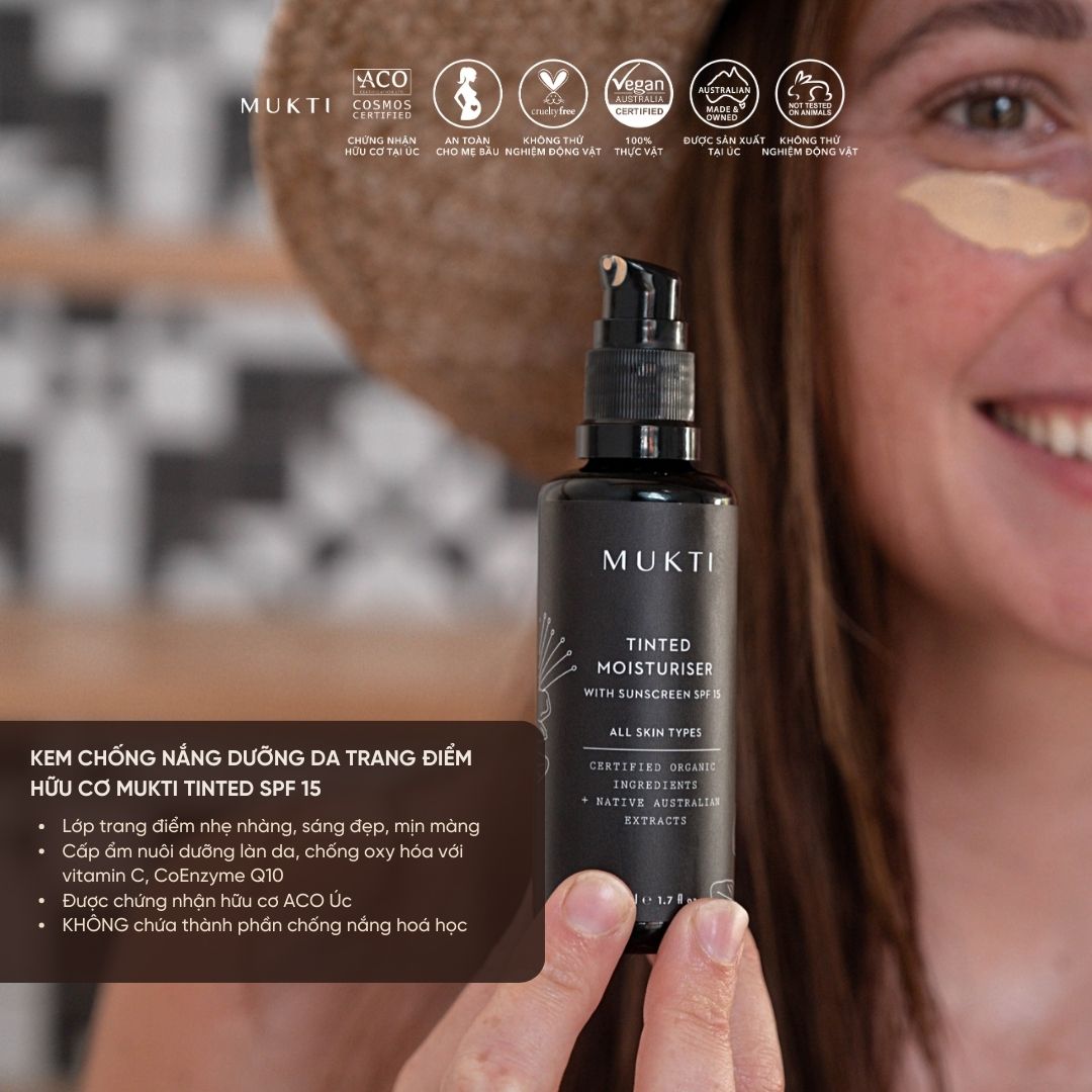 Kem Chống Nắng Trang Điểm Dưỡng Da Mukti Tinted Moisturiser With Sunscreen SPF 15 50Ml