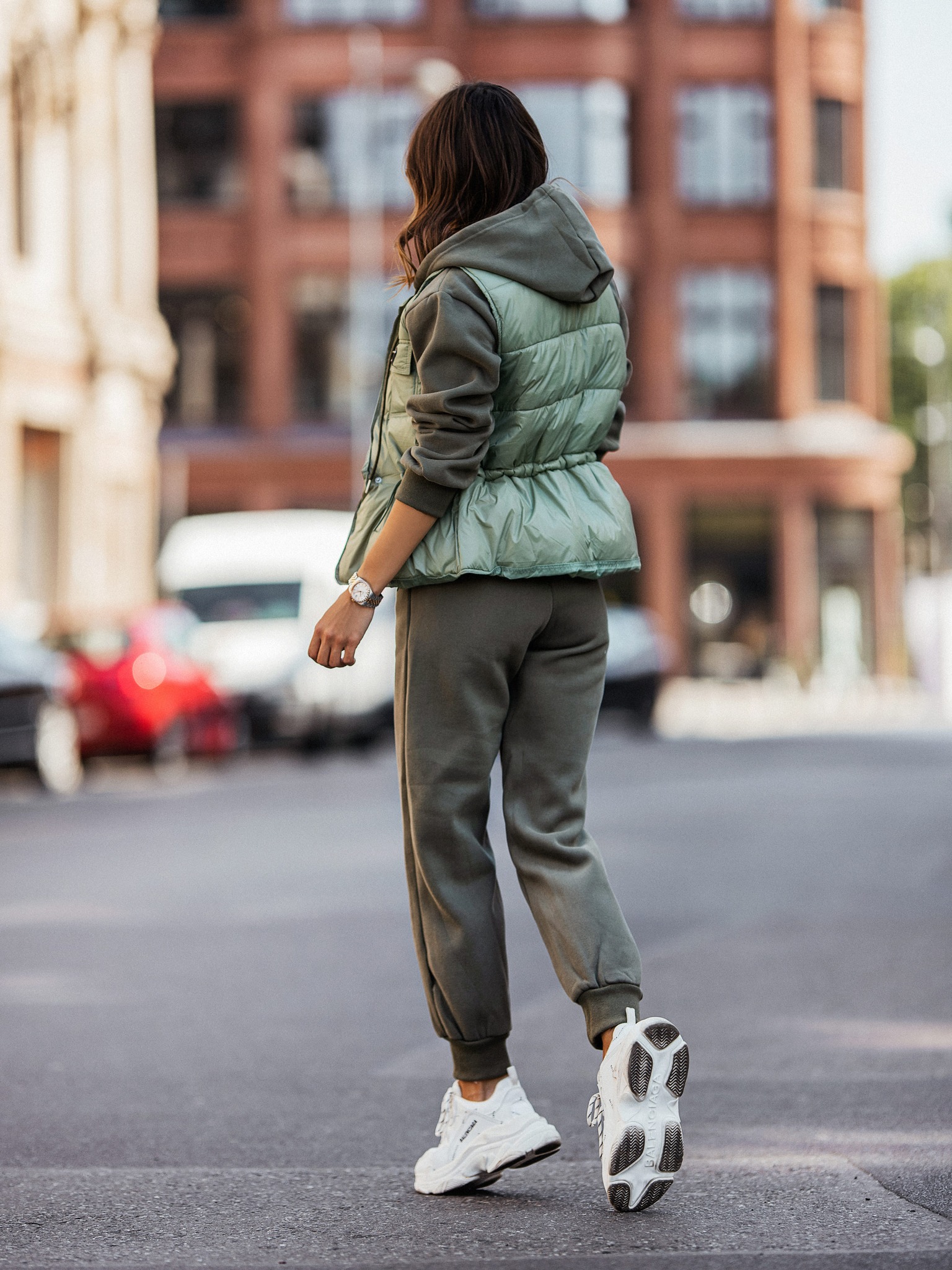  3 dalių laisvalaikio komplektas su liemene Chaki