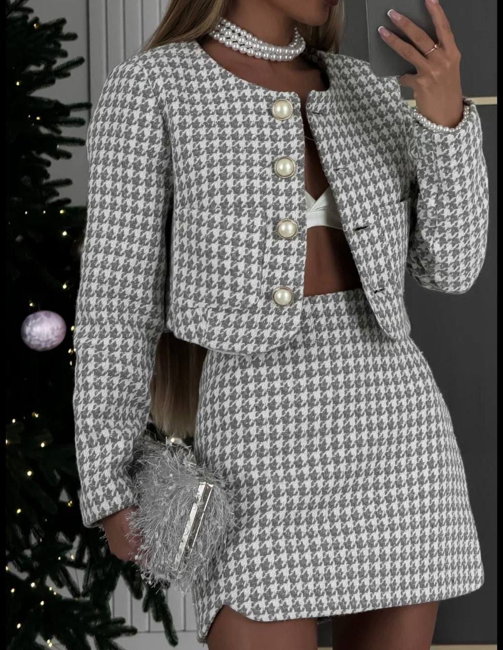 Moteriškas Tvido kostiumėlis Pilka-Balta