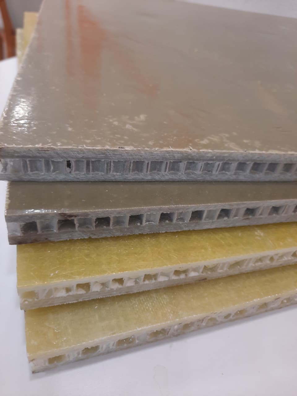 PANEL FRP HONEYCOMB PP (SANDWICH PANEL)