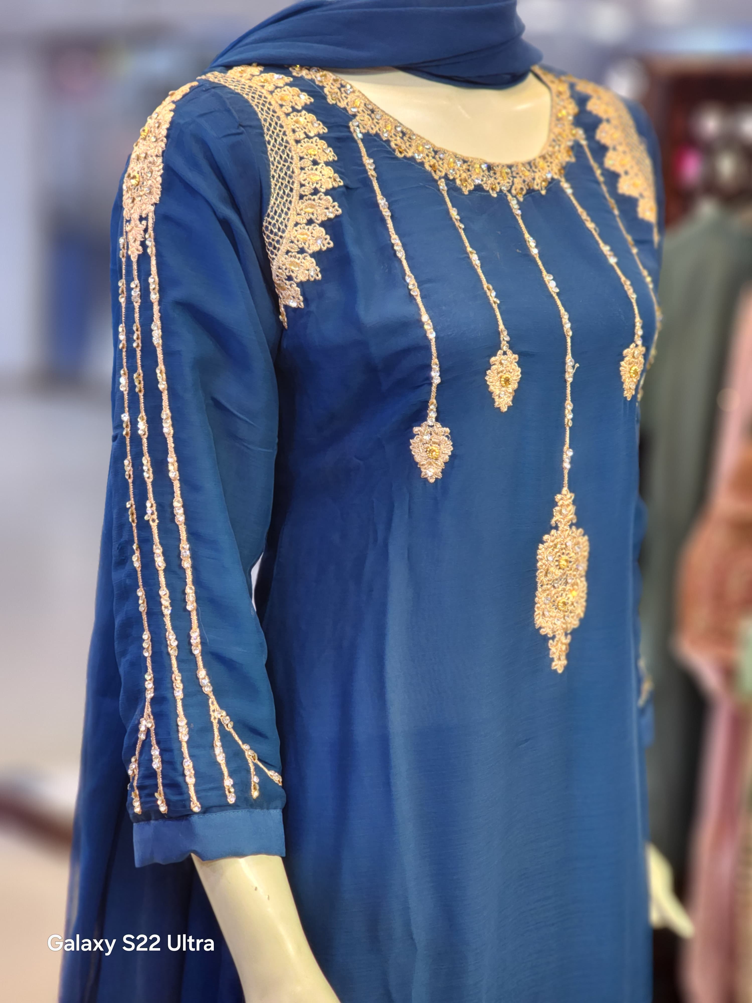 Kashish's Hit Article, Shirt Trouser Style Fancy and Party Wear Dress For Women