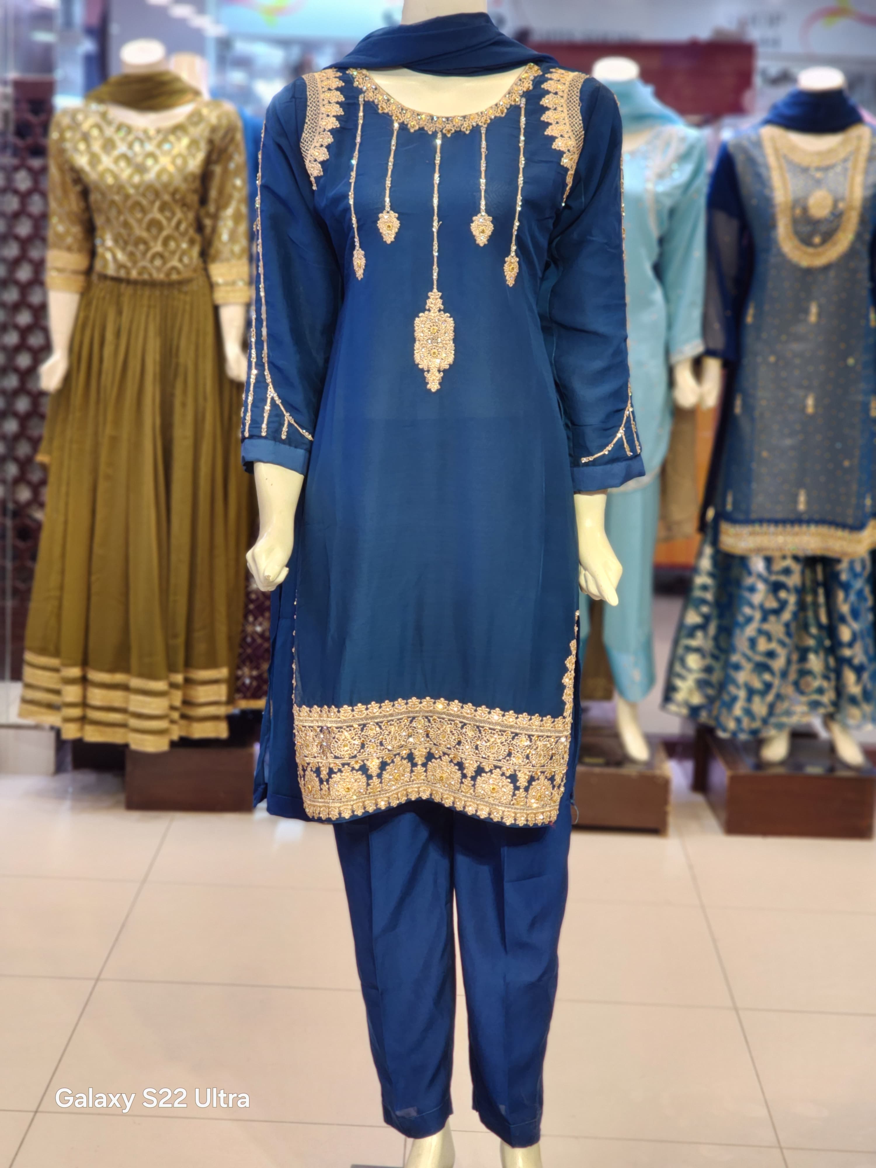 Kashish's Hit Article, Shirt Trouser Style Fancy and Party Wear Dress For Women