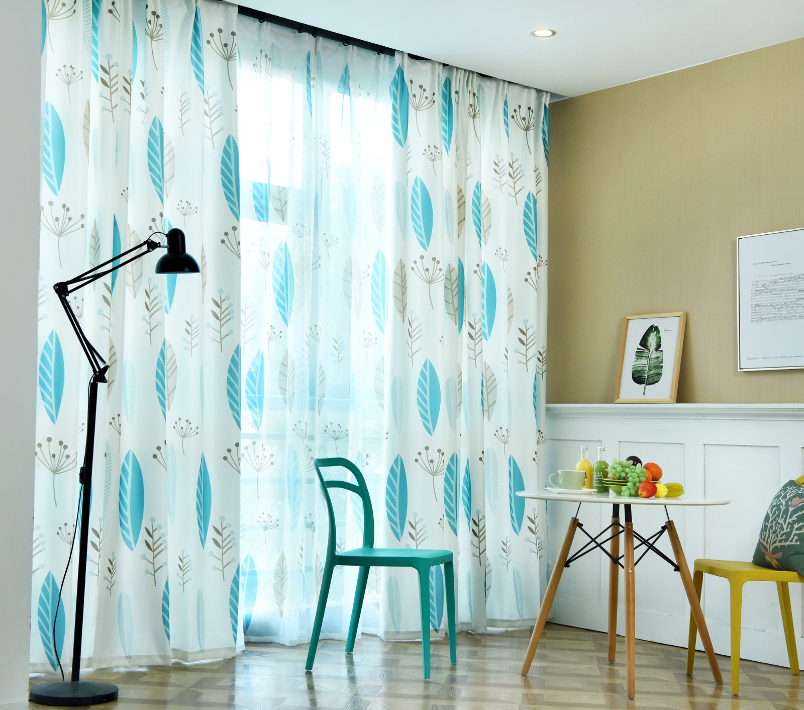 Leaf Pattern Curtain