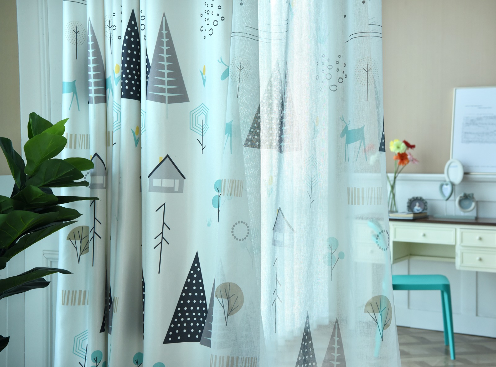 Decorative Window Curtains