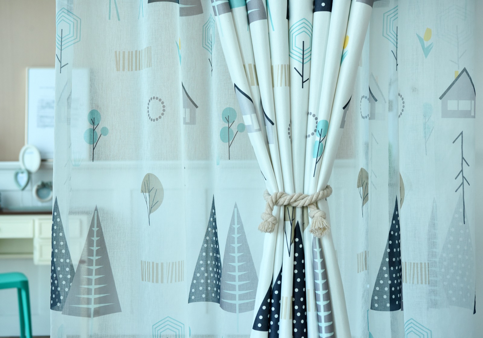 Decorative Window Curtains