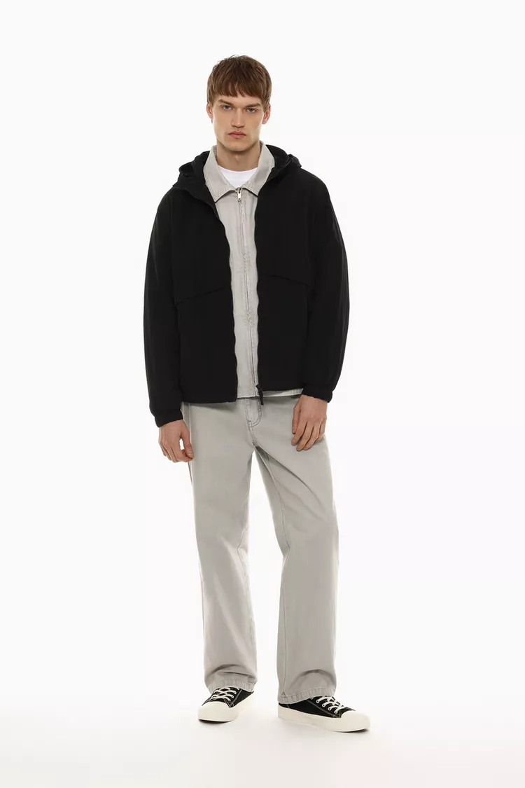 Cortavientos capucha