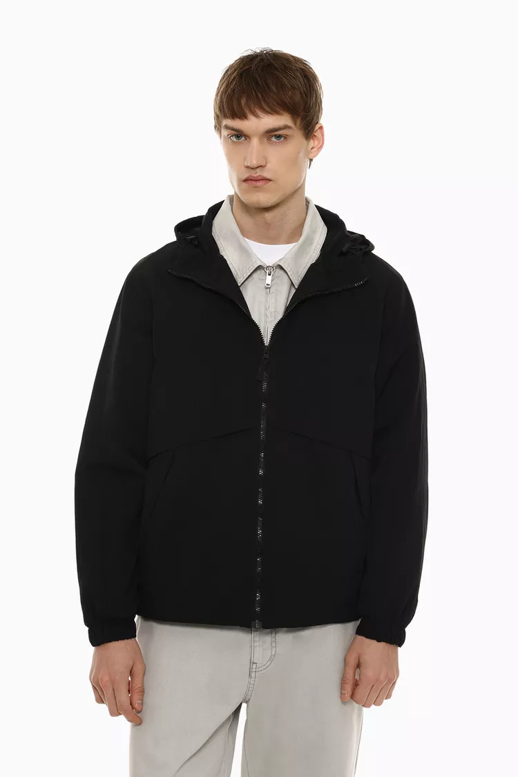 Cortavientos capucha