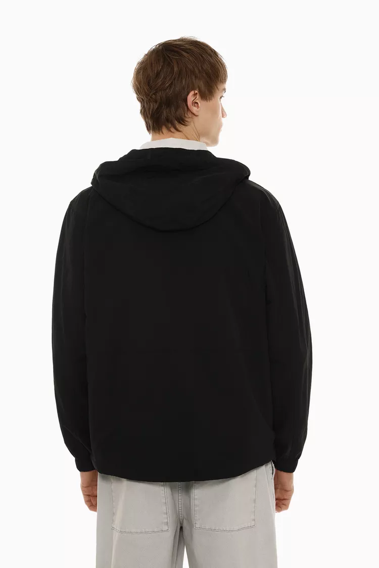 Cortavientos capucha