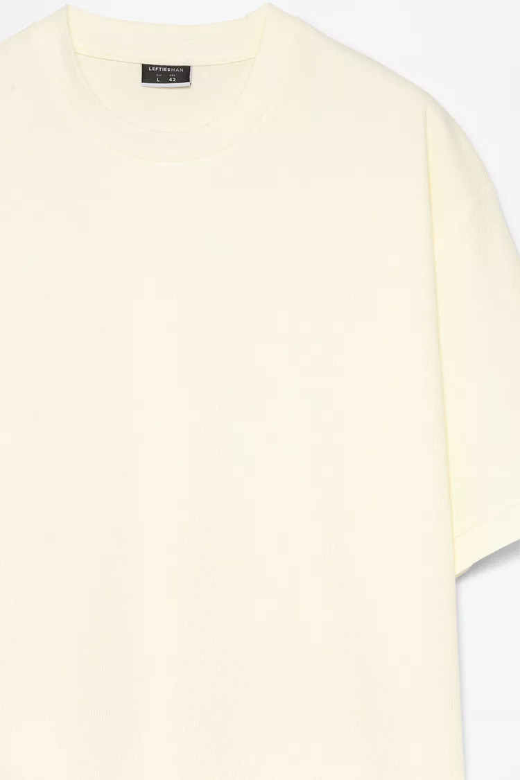 camiseta basica textura blanco roto