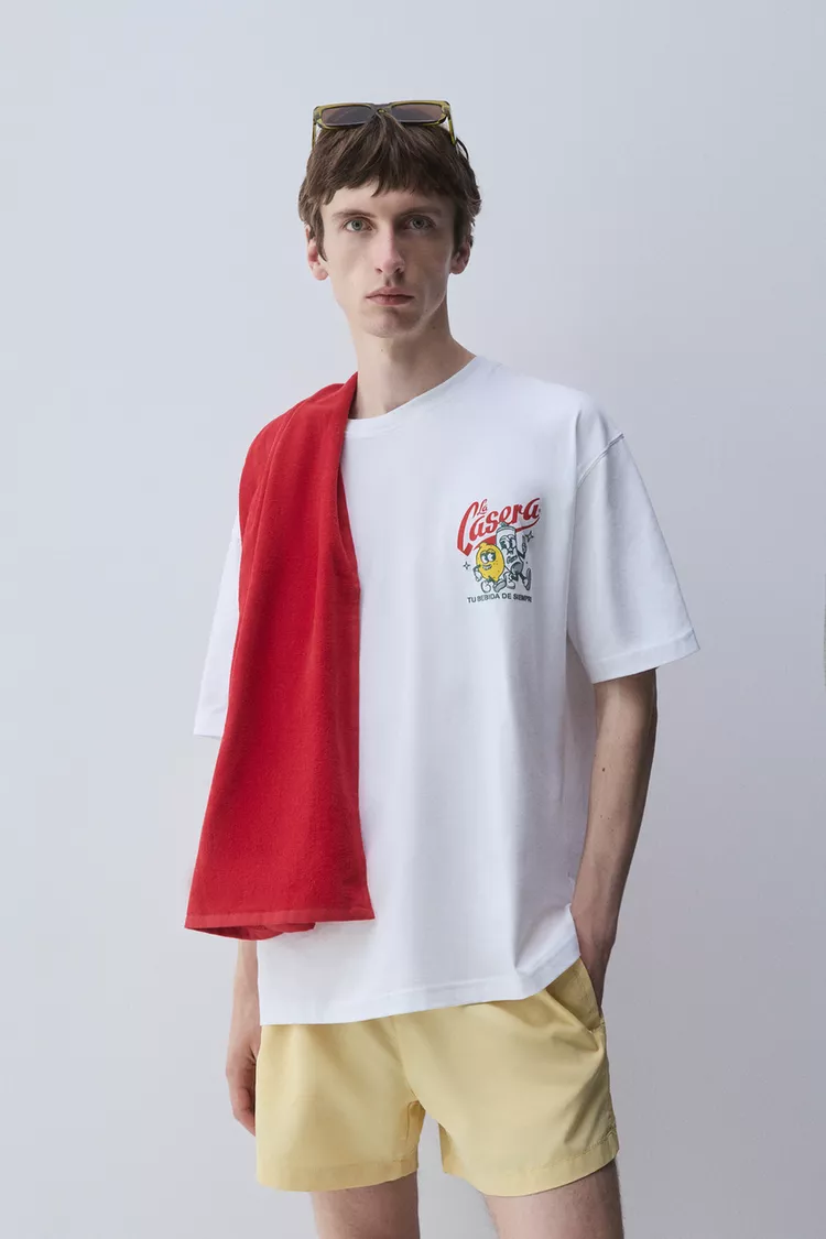 Camiseta gráfica La Casera