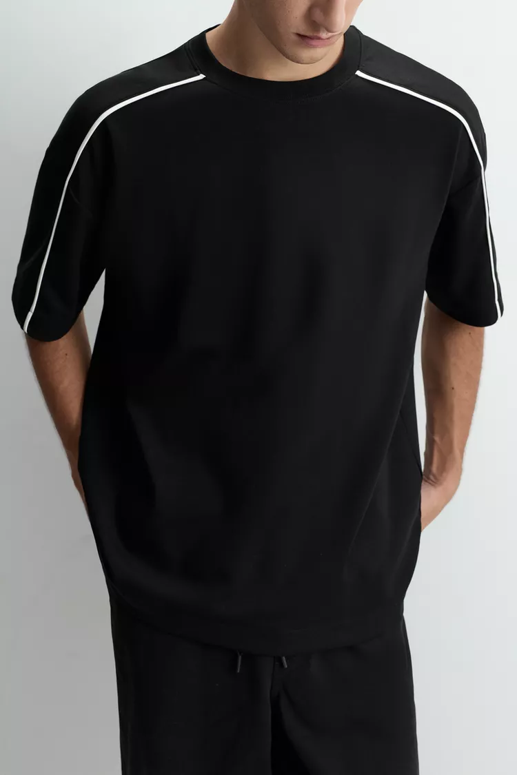 Camiseta negra básica para hombre