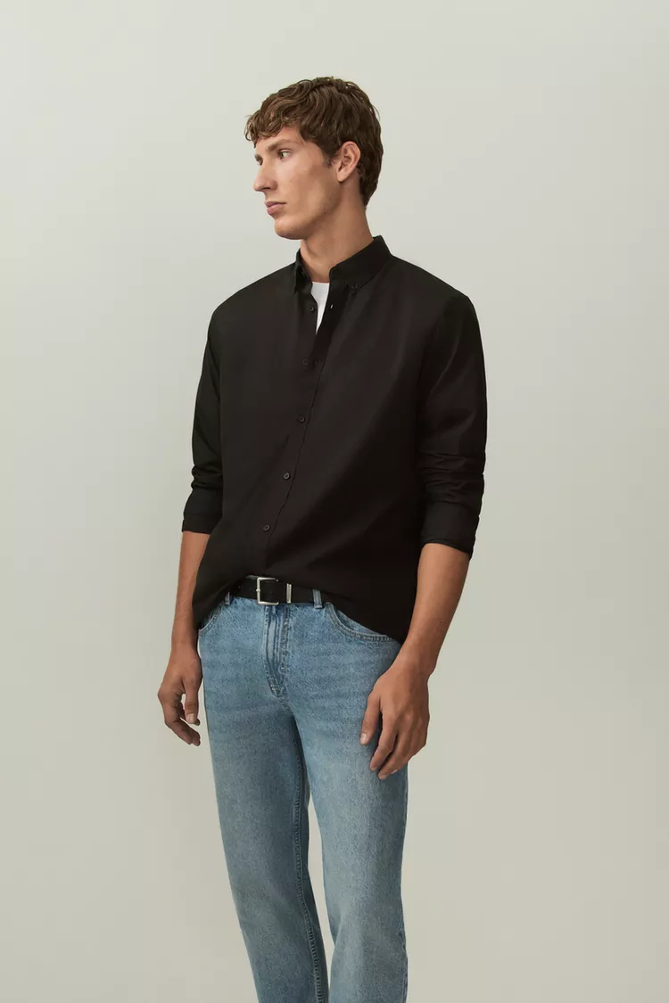 Camisa negra de hombre