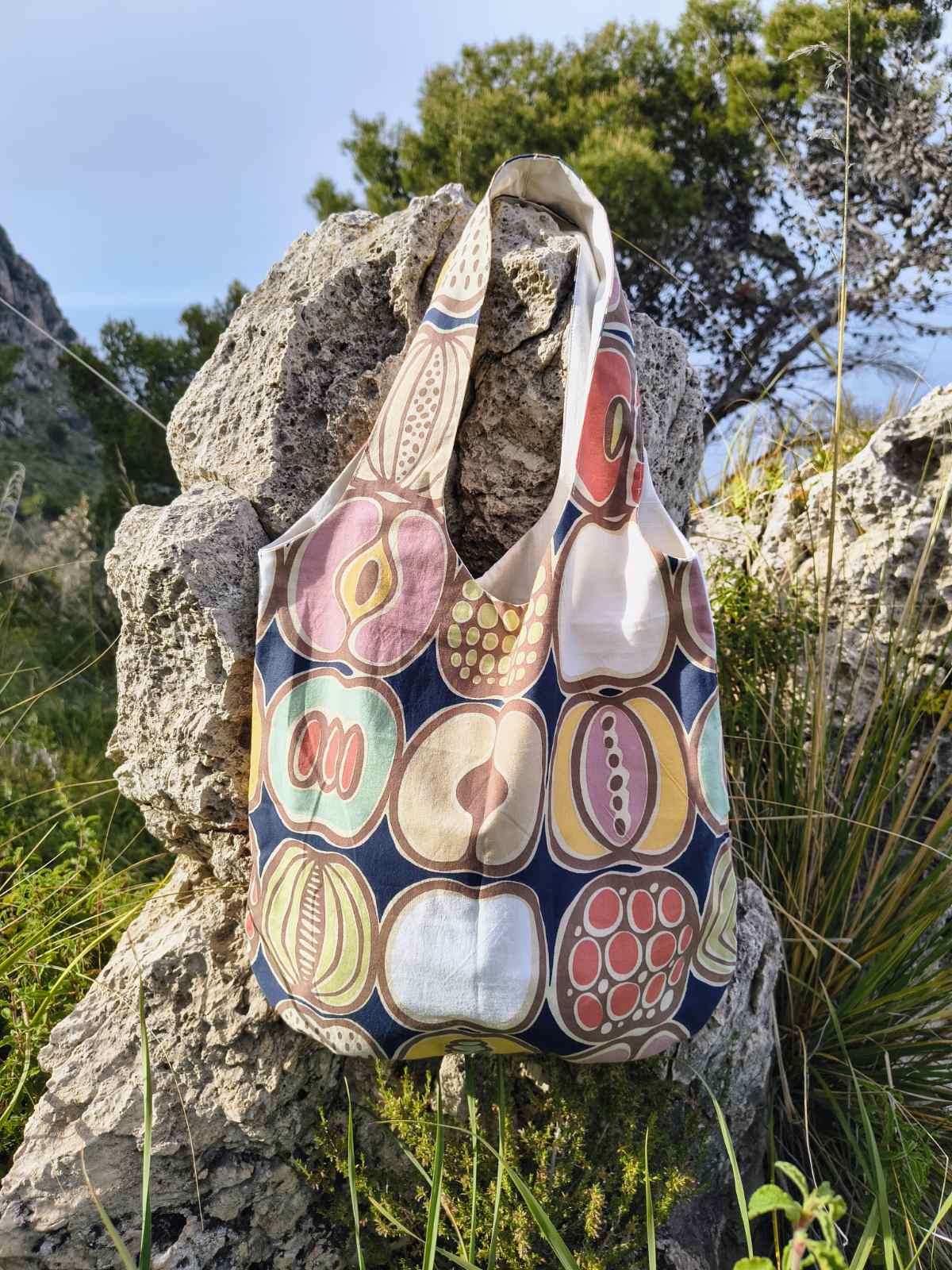 Apples Tote Bag – Colorful Cotton Shopper with Lining, Handmade and Reusable