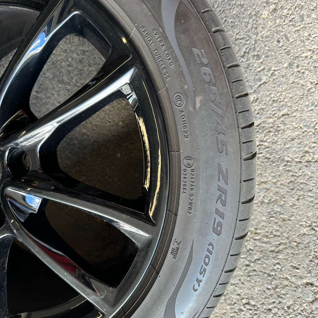 Jantes Porsche Panamera 2019 avec pneus été – Jeu complet comme neuf