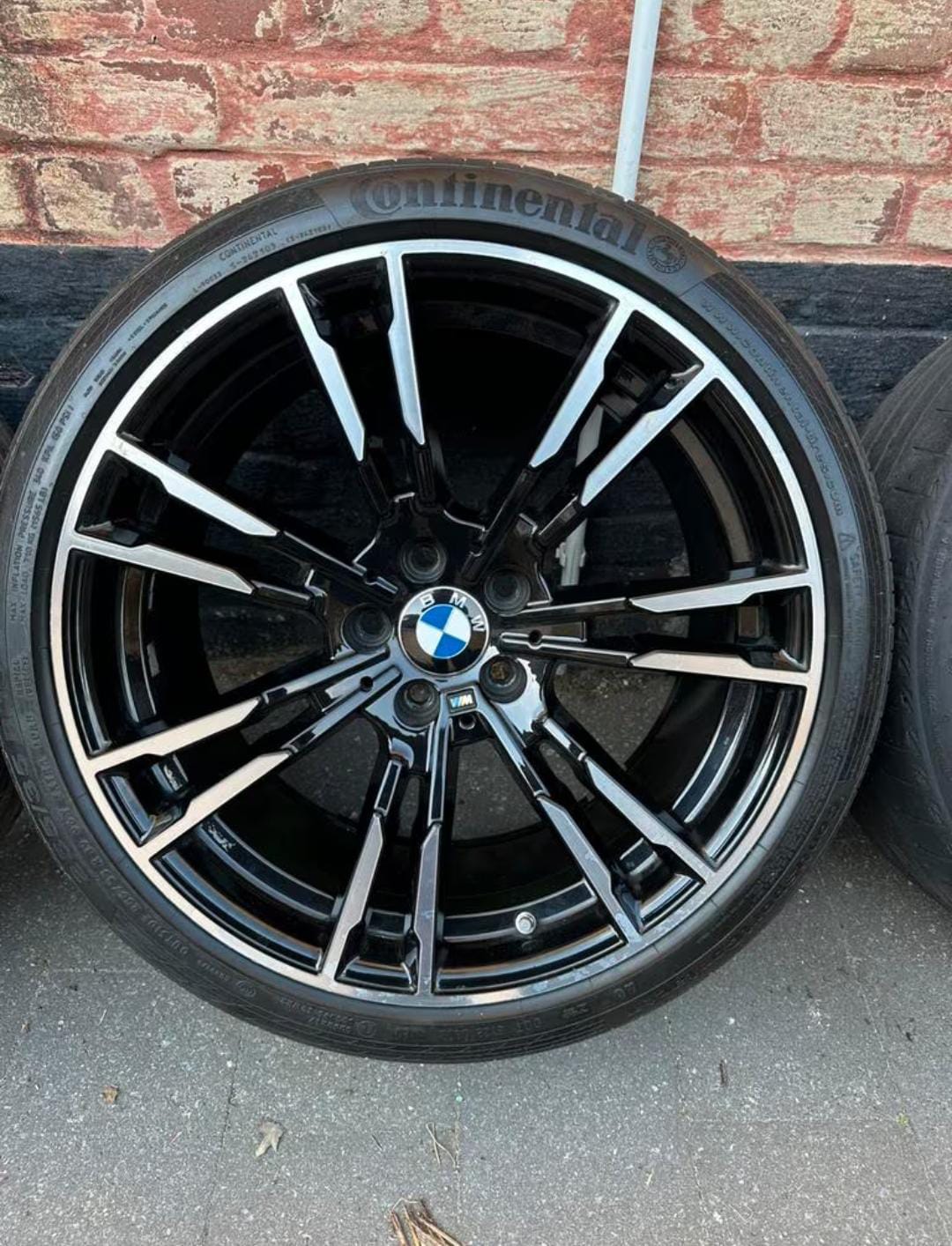 Jantes 19 pouces BMW M d’origine avec pneus été – TPMS inclus 