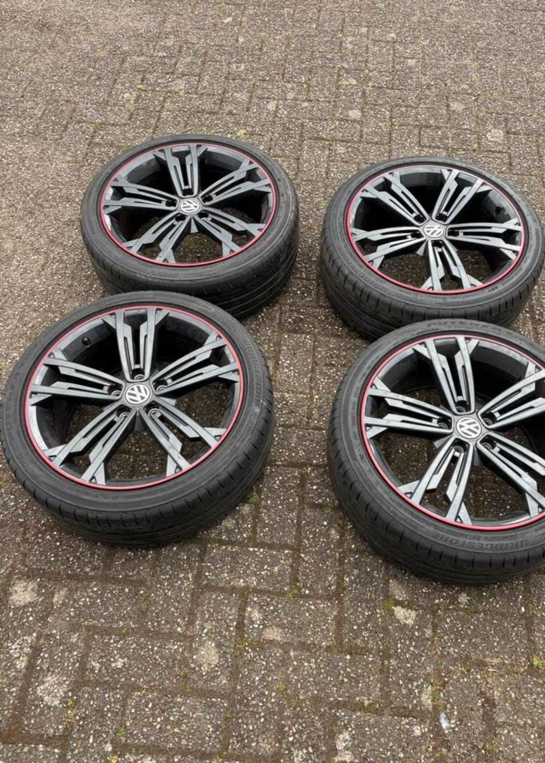 Jantes 18 pouces VW Sevilla pour Golf 7 GTI avec pneus été 225/40 R18