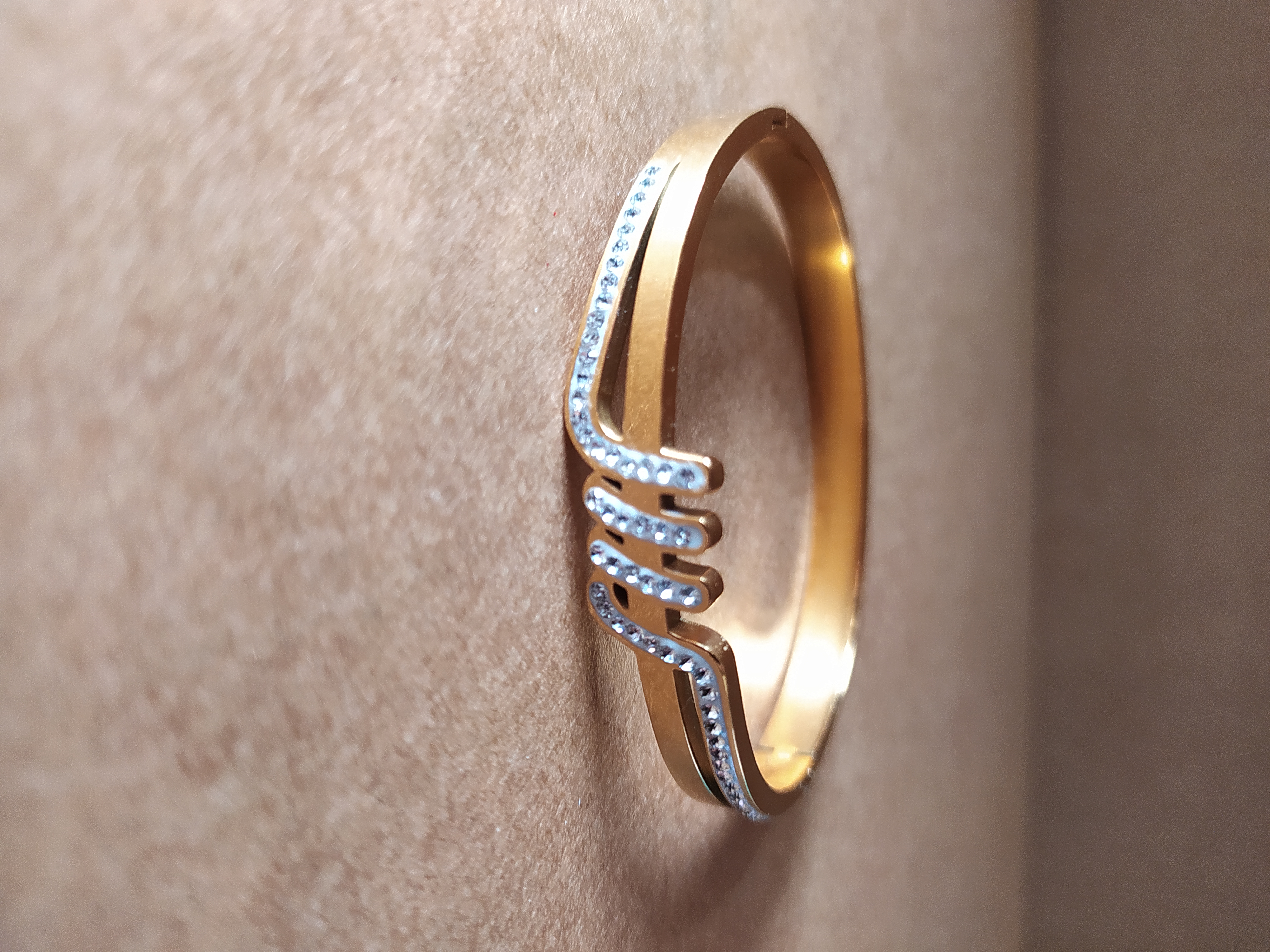 Stylish Anti-Tarnish Bracelet 