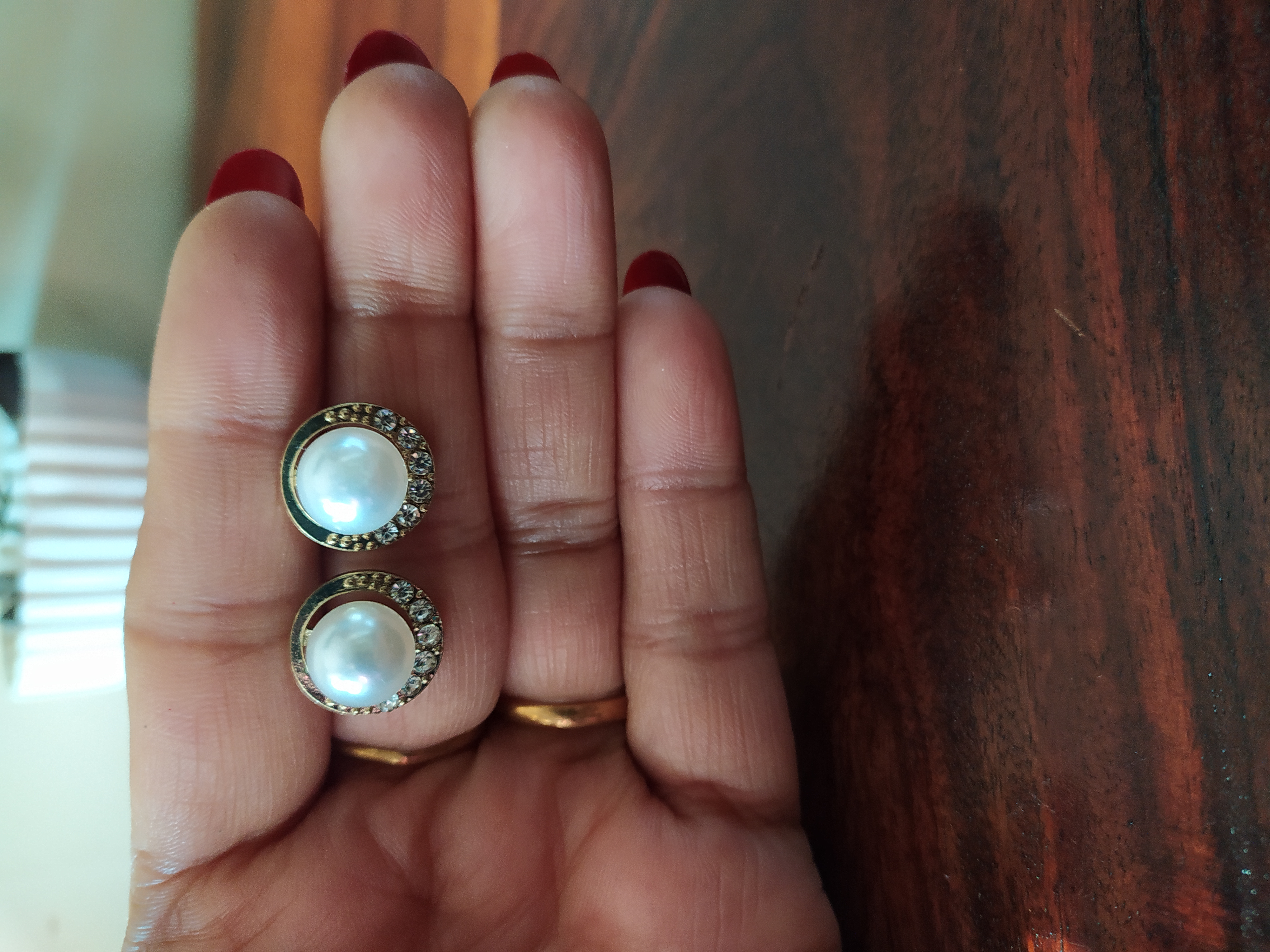 Elegant Pearl Stud Earrings