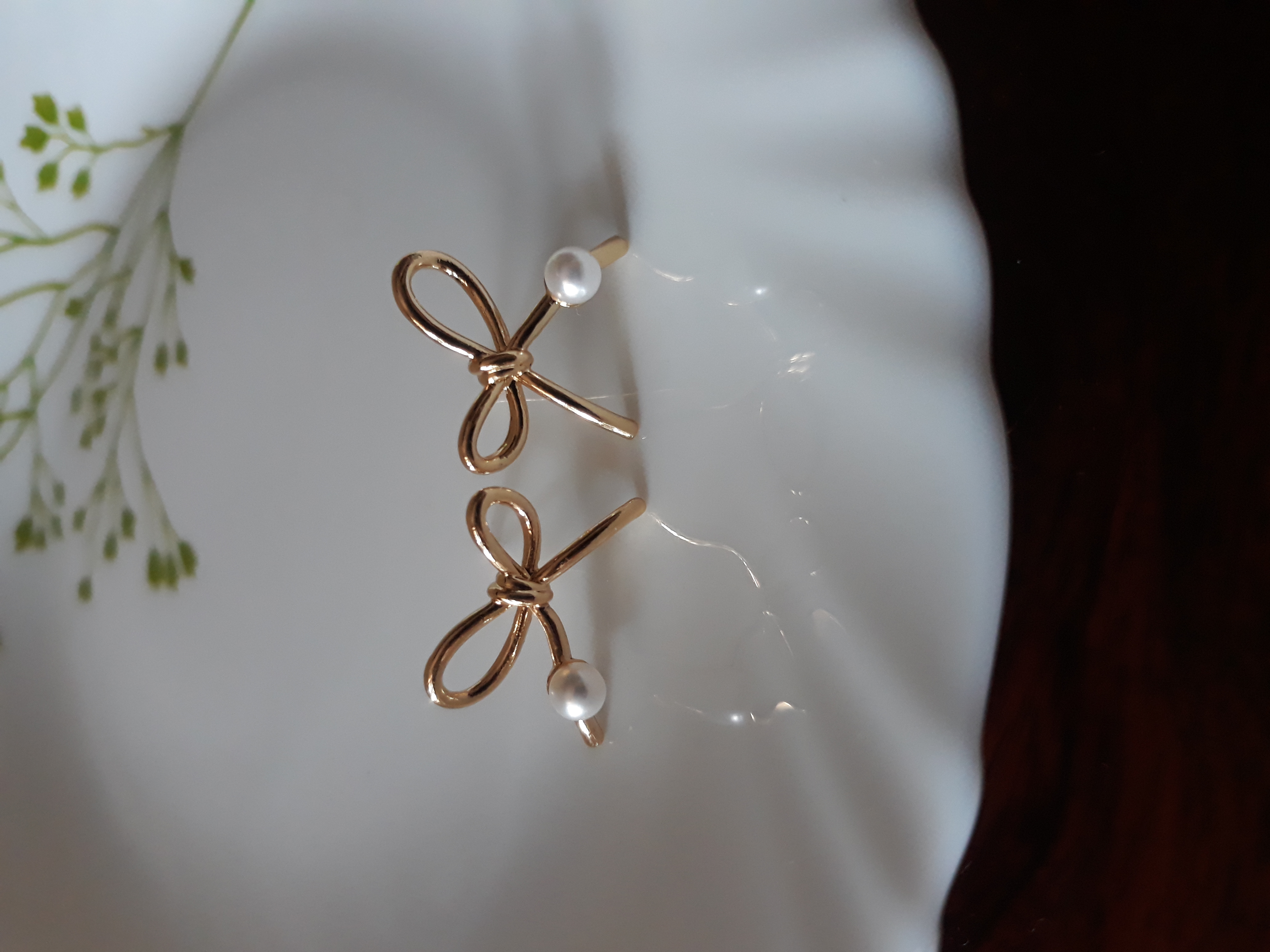 Elegant Bow Pearl Stud Earrings (Anti-Tarnish Finish) For Girls