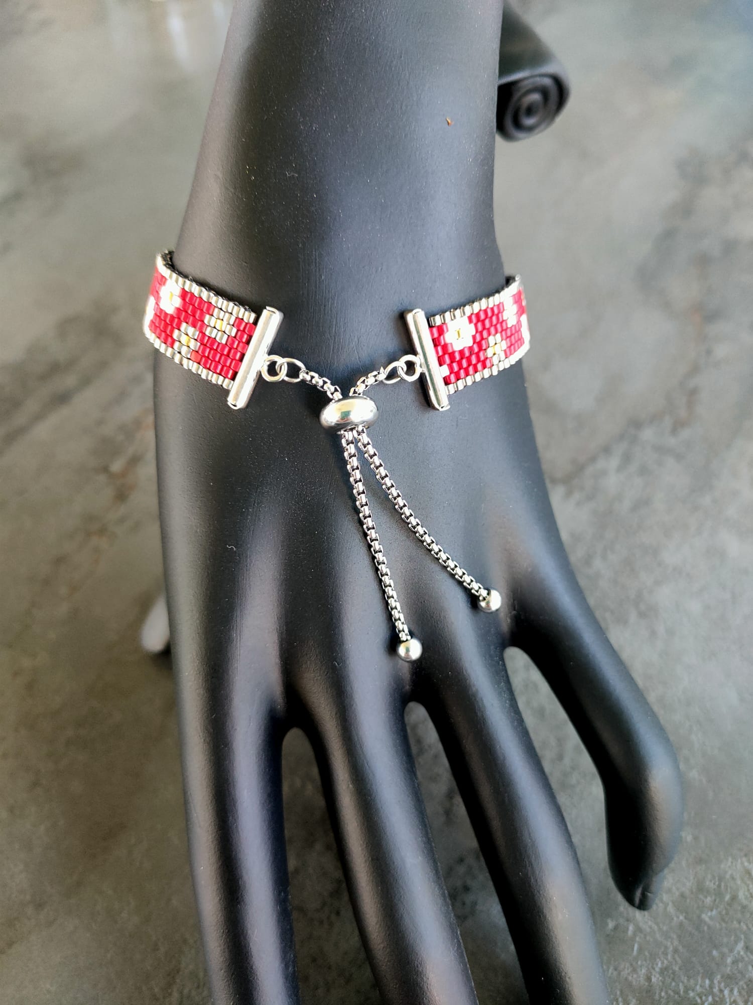 Bracelet tissé avec 640  perles de verre Miyuki 