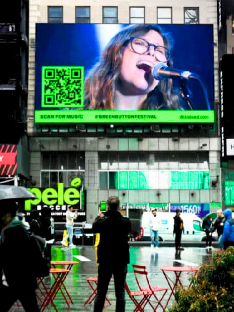 Middle of Times Square