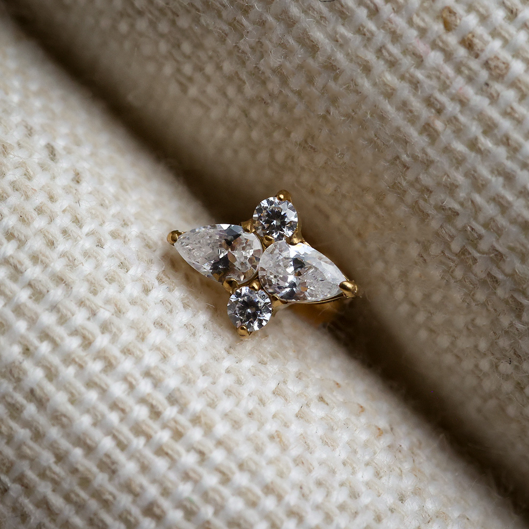 'Victoria' piercing gold