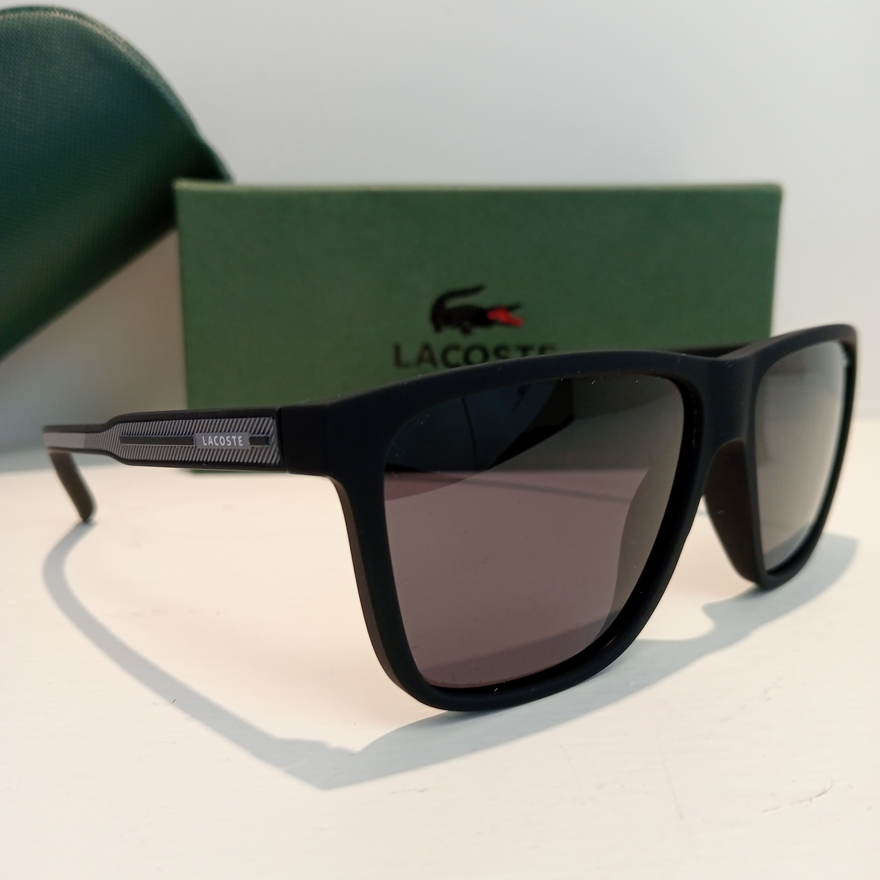 Gafas de sol Lacoste