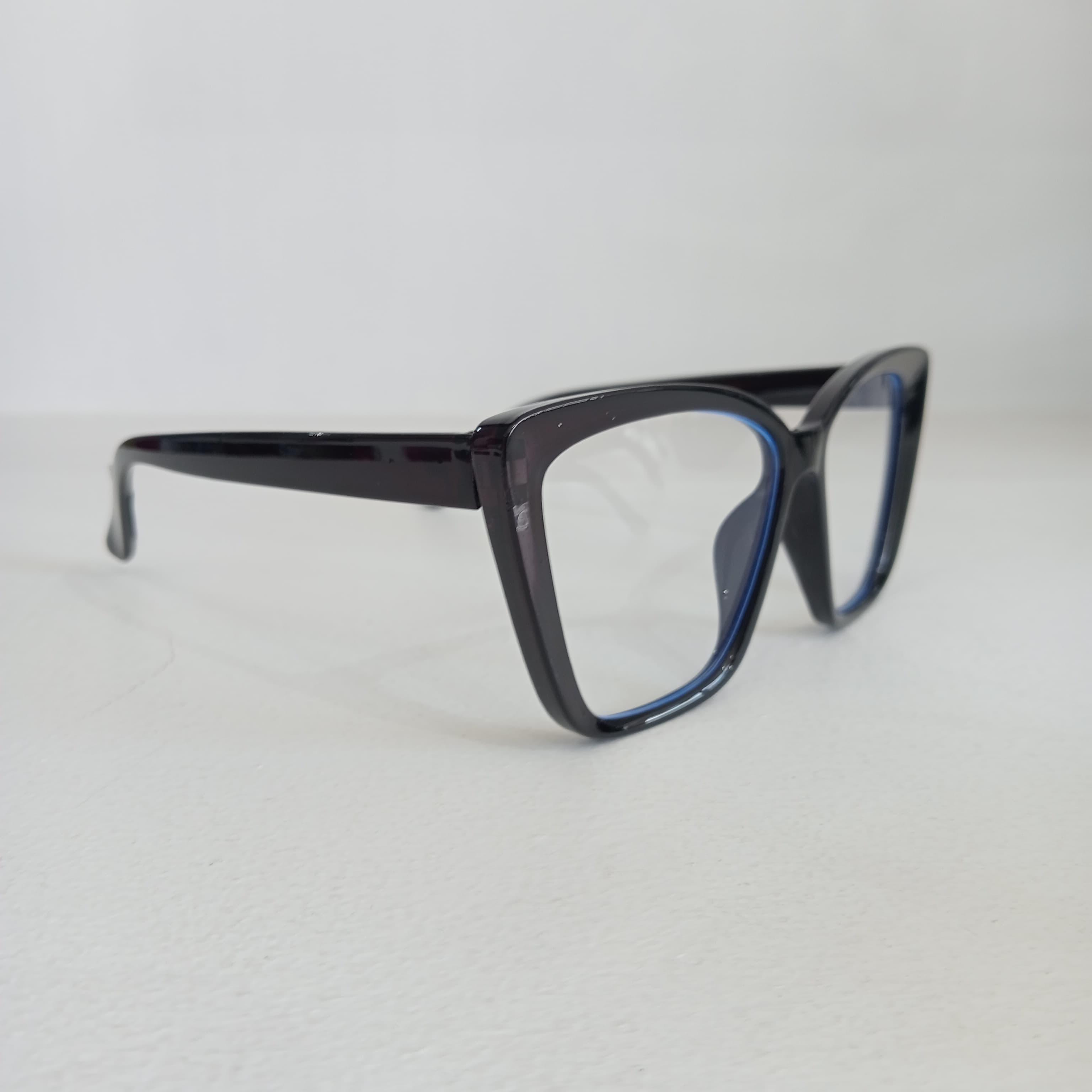 Gafas transparentes