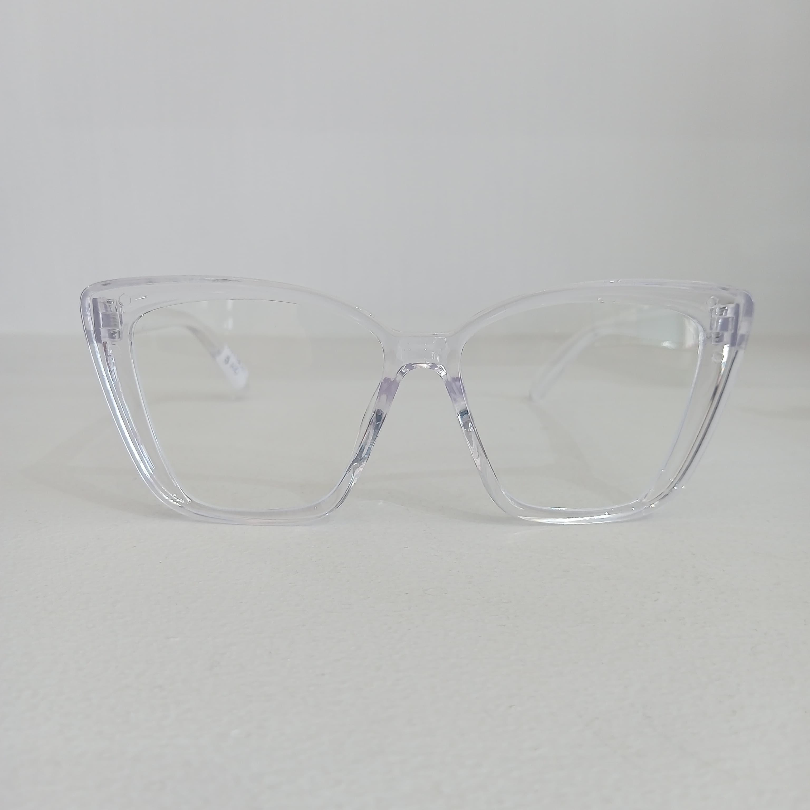 Gafas transparentes