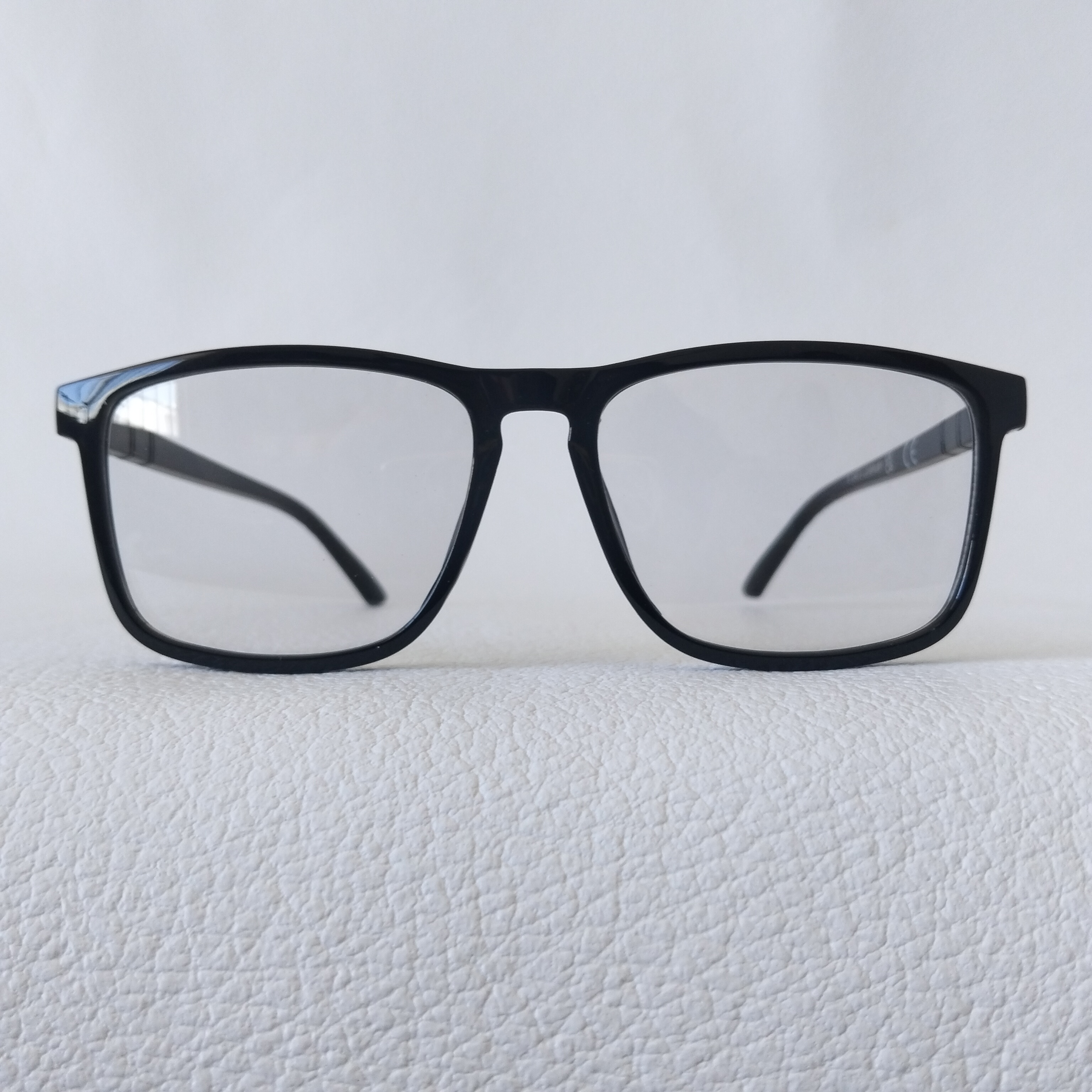 Fotocromático Gafas de montura negra