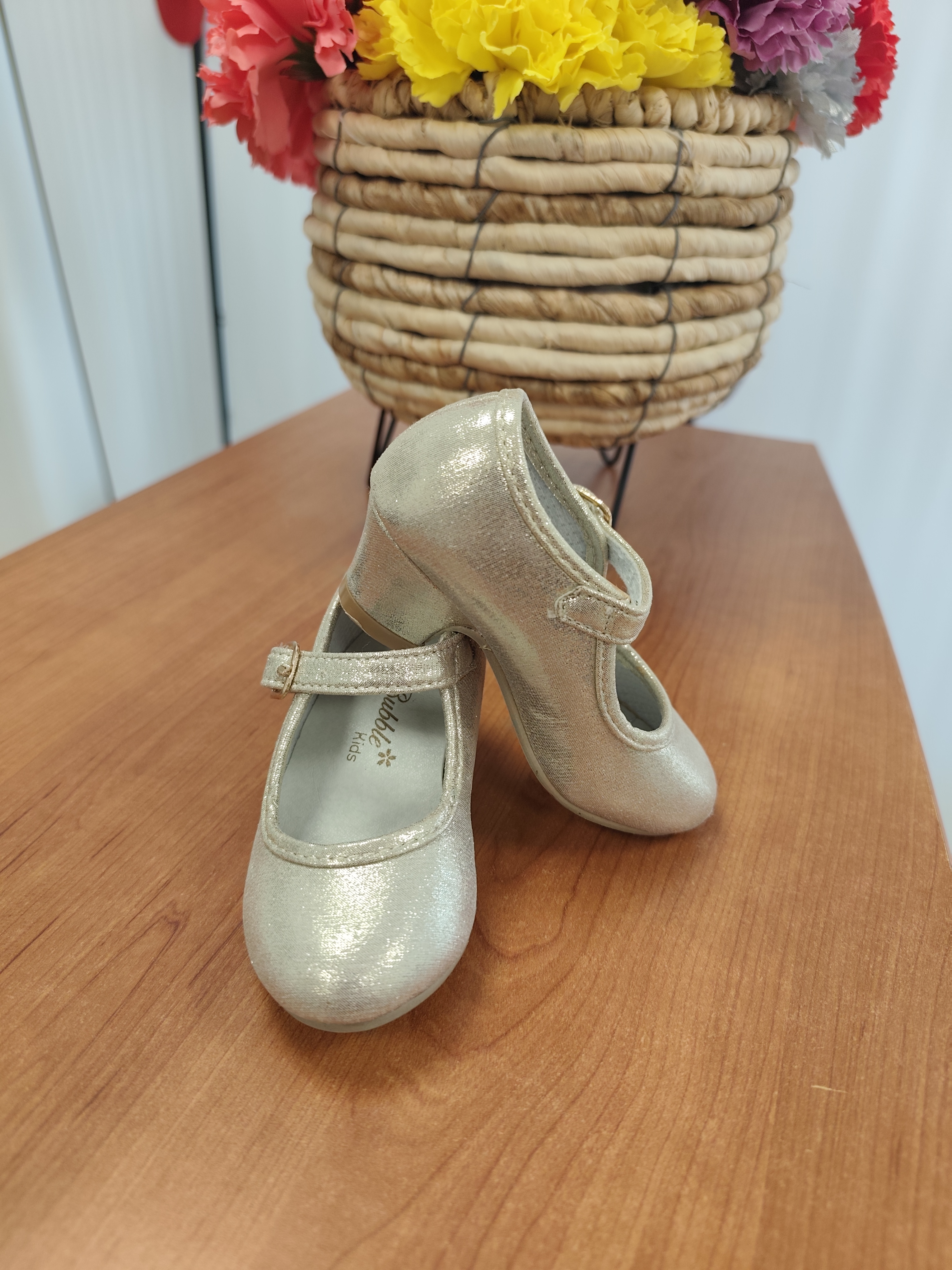 TACON NIÑA DORADO BRILLO