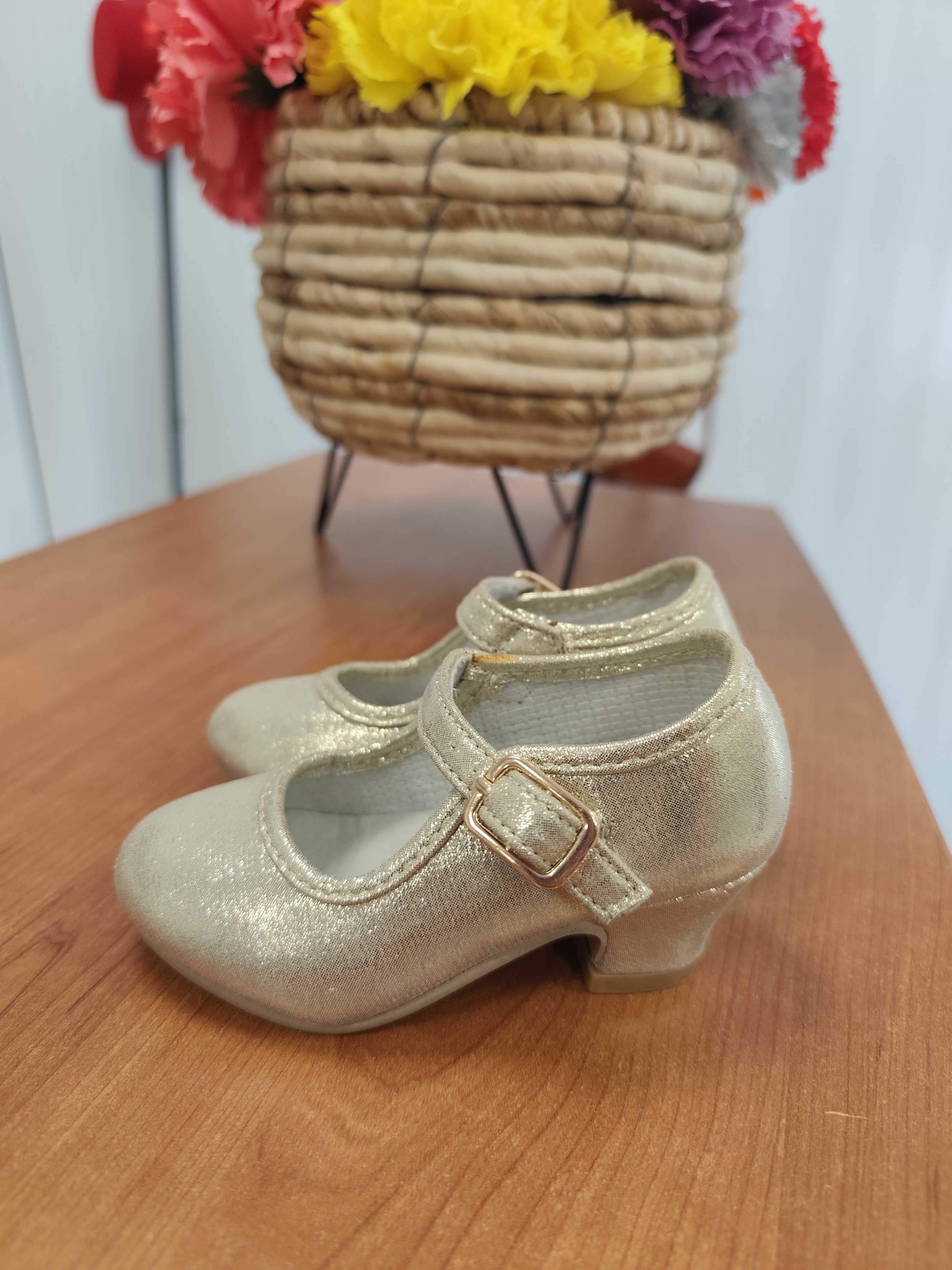 TACON NIÑA DORADO BRILLO