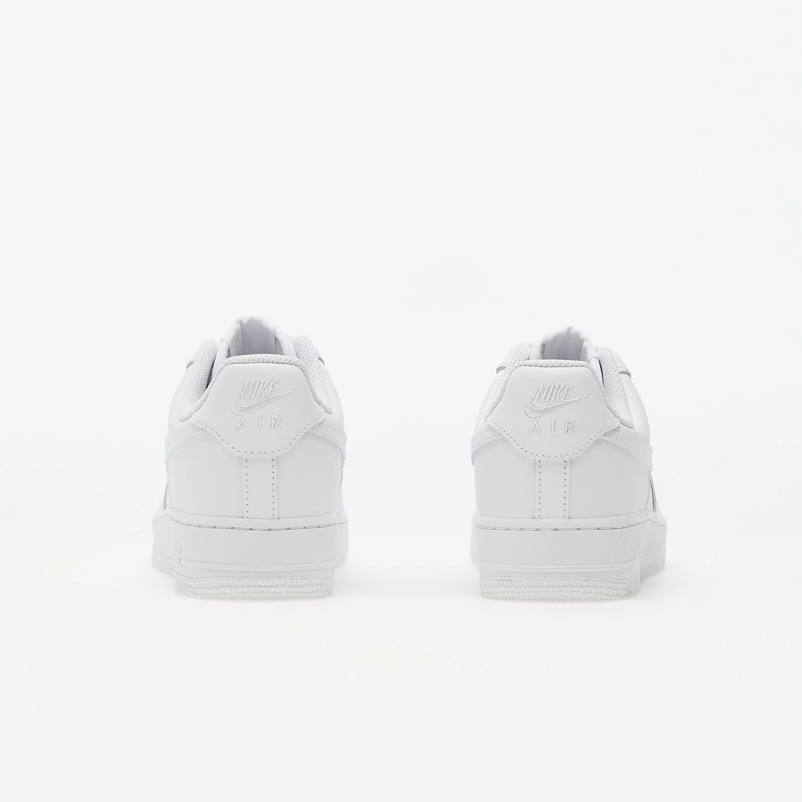 NIKE Air Force 1 All White