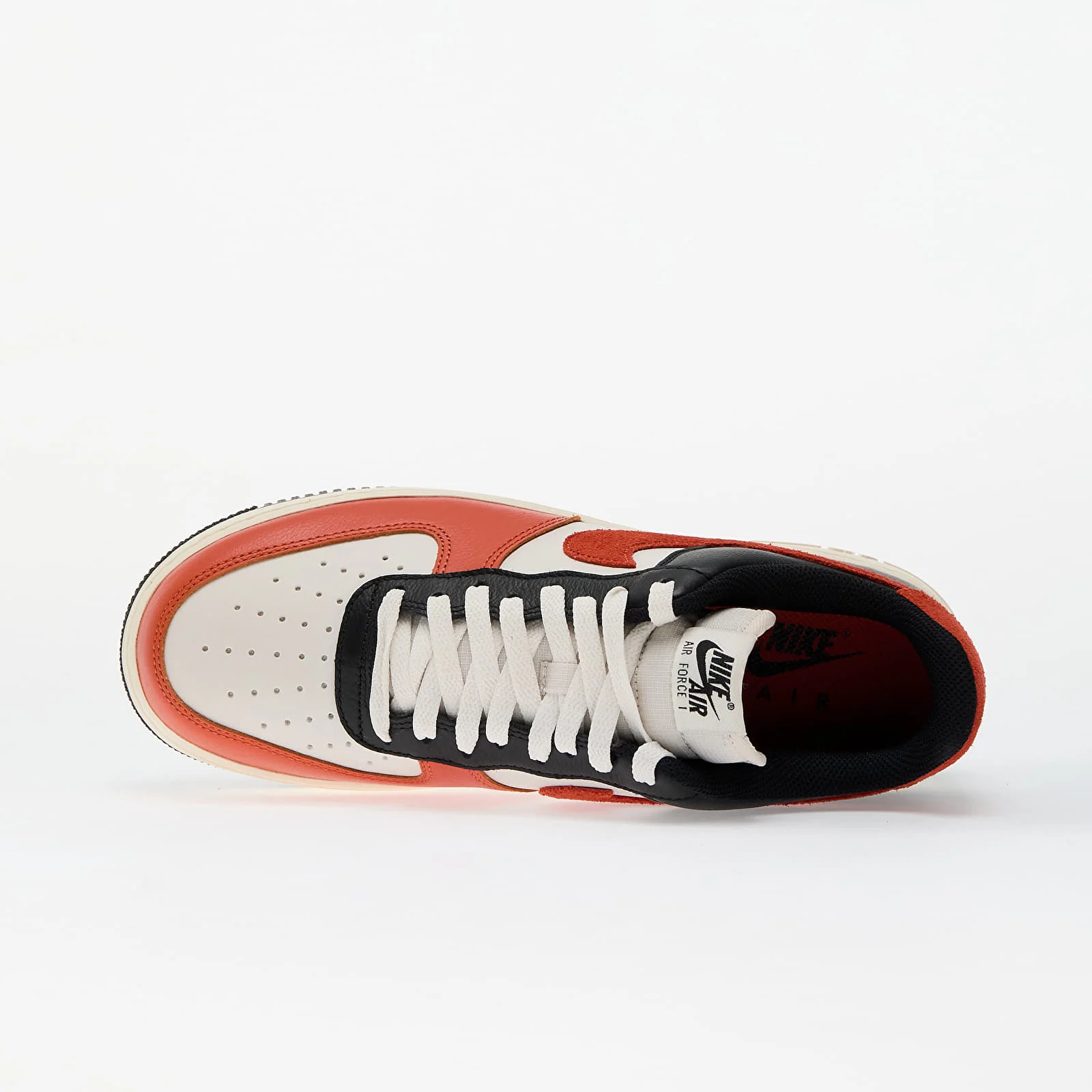 NIKE Air Force 1 Coral