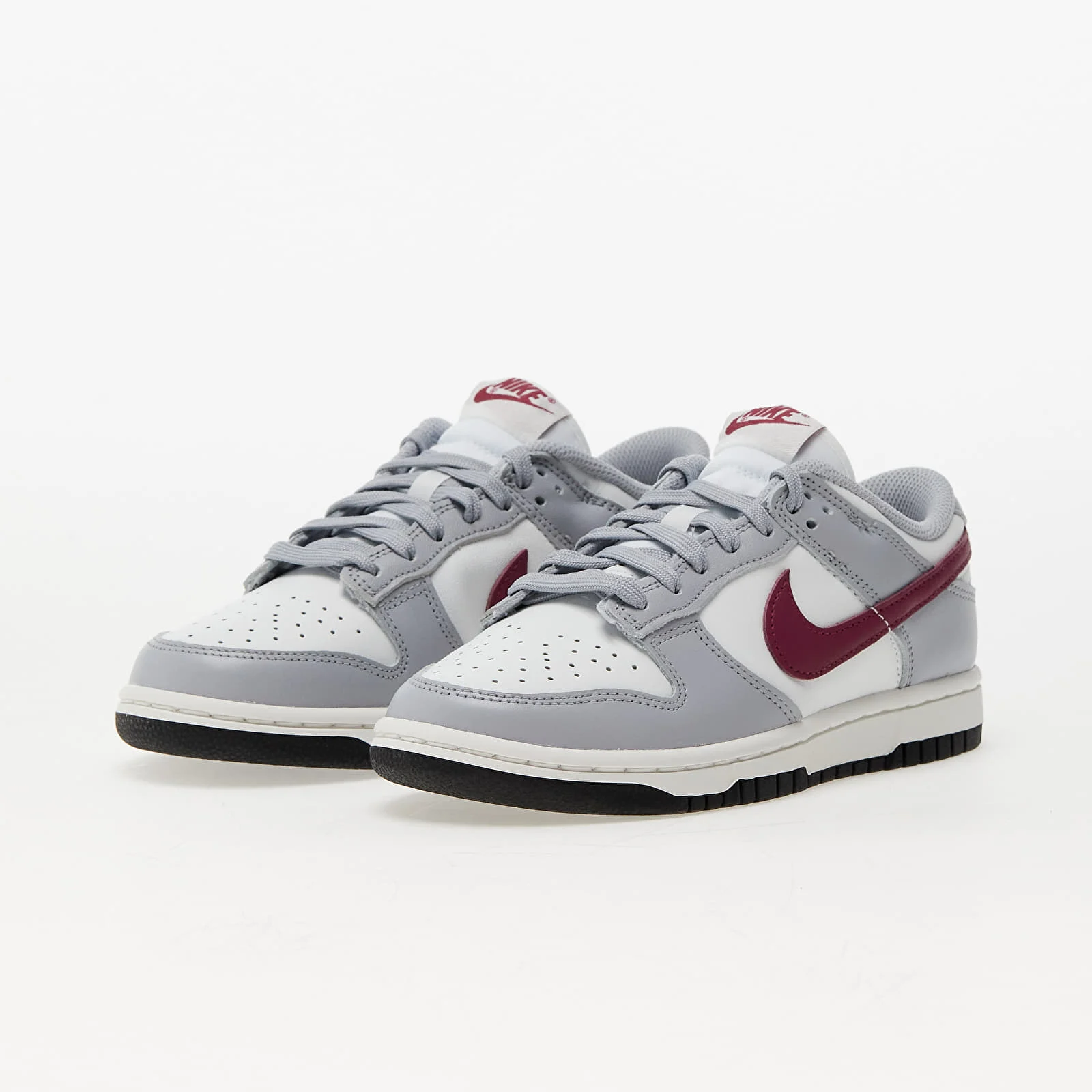 NIKE Dunk Low Grey&Red