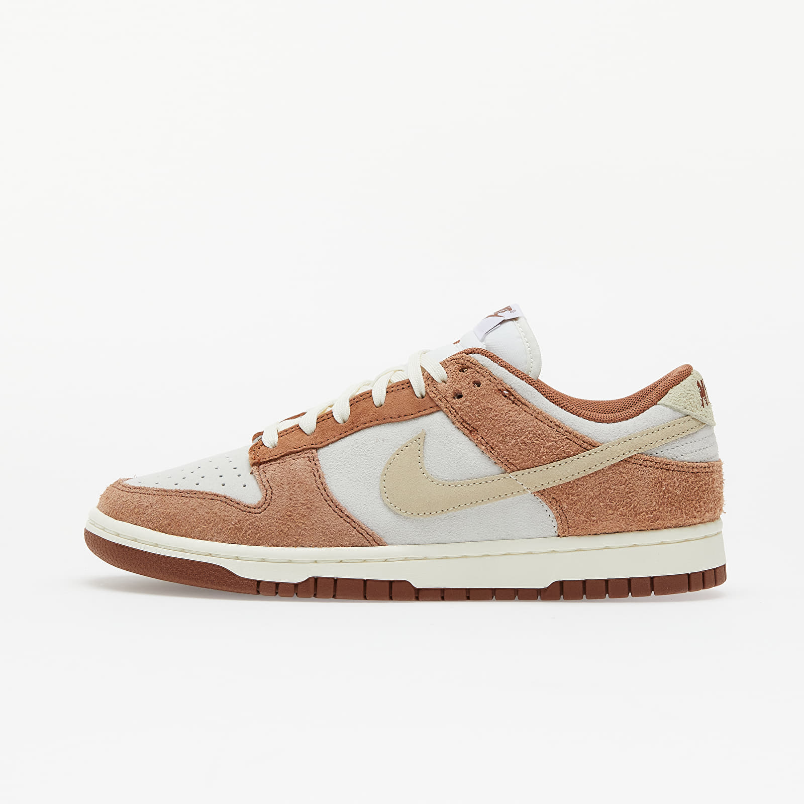 NIKE Dunk Low Retro